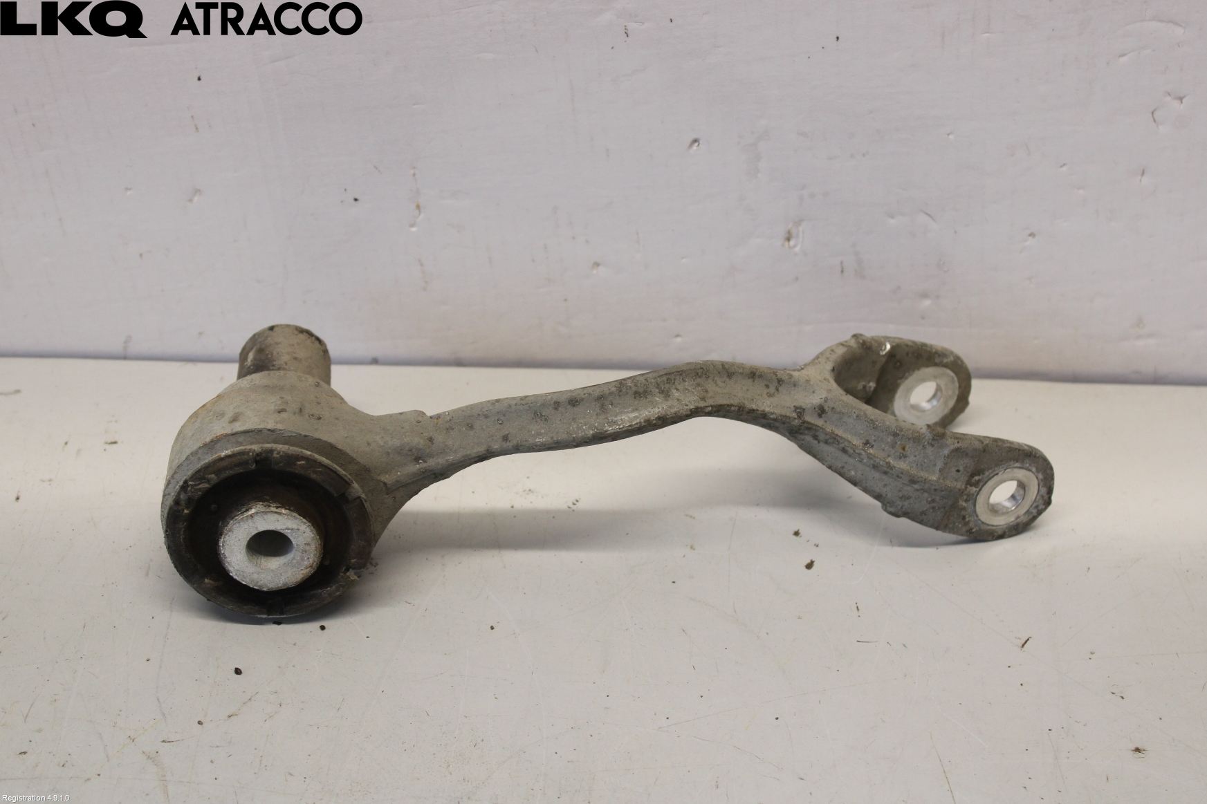 Jaguar XE (X760) 15-24 Bærearm Bak Høyre