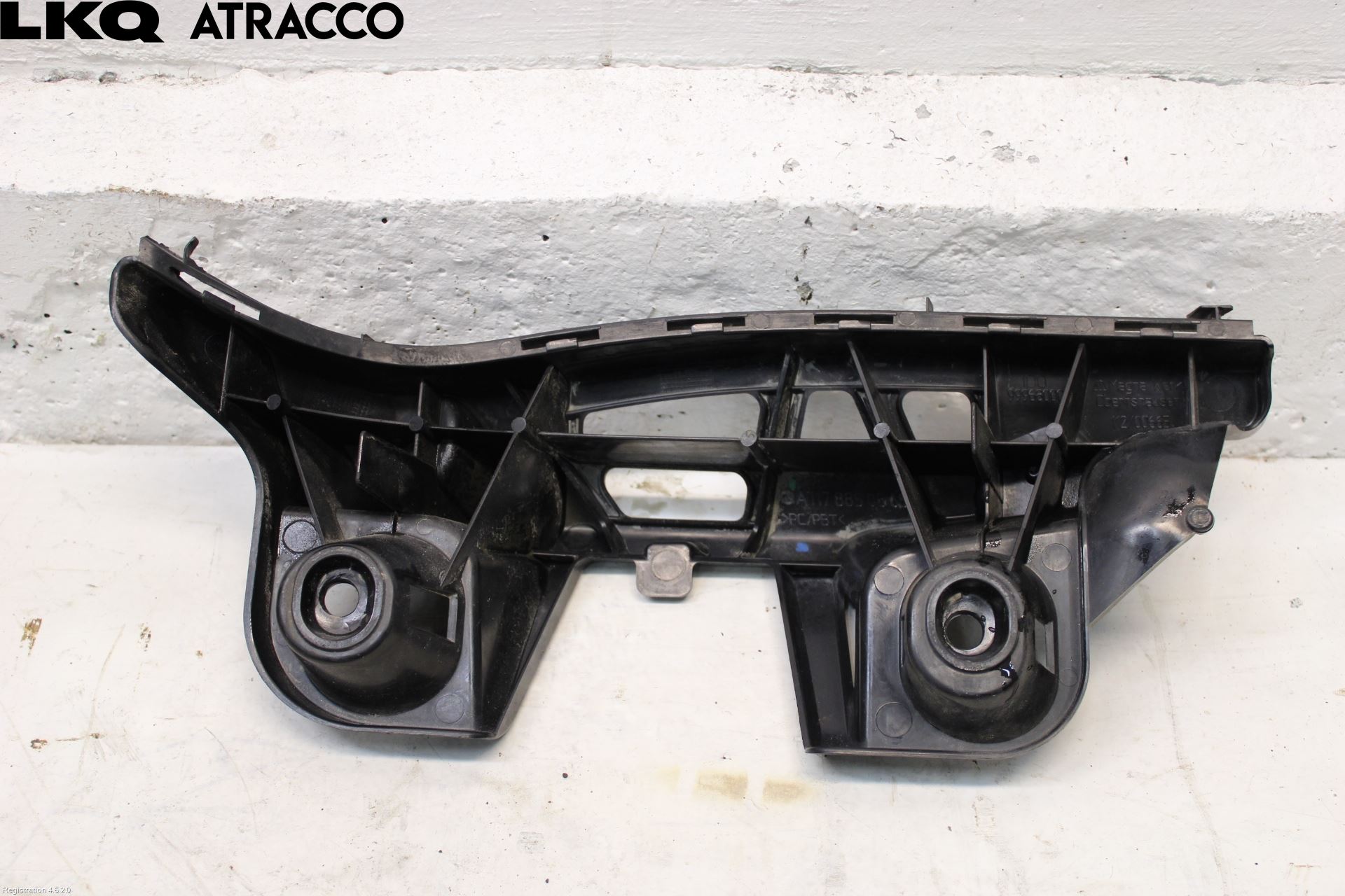 Mercedes-Benz MB CLA-KLASS (C117/X117) 13-19 Støtfangerfeste Bak Høyre