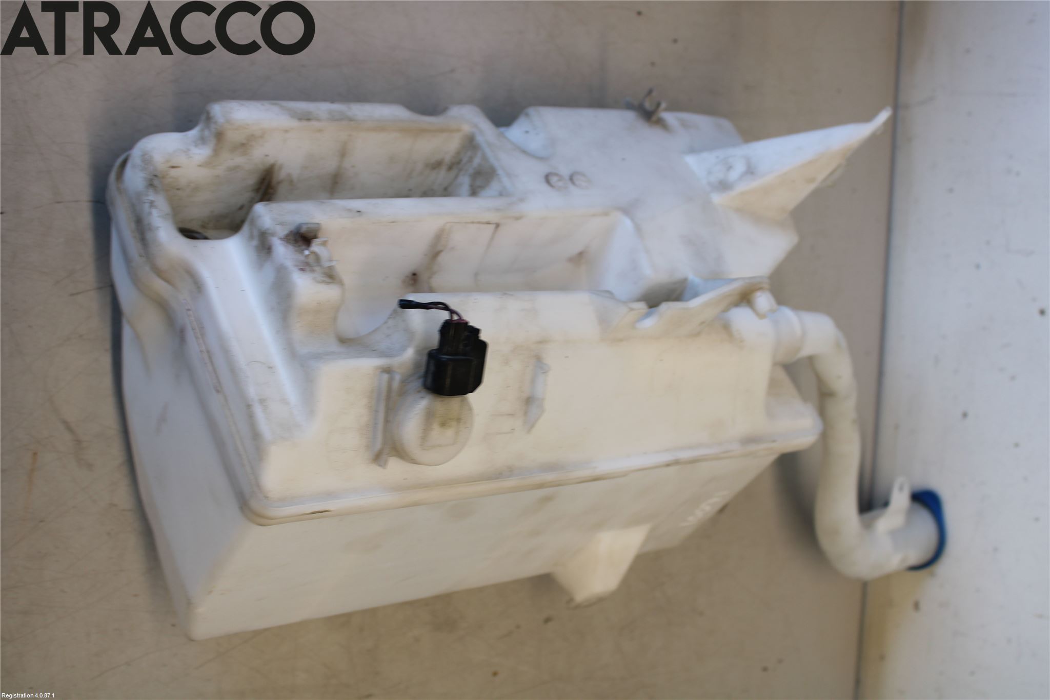 Volvo XC60 09-13 Spylerbeholder Frontrute-Lykte