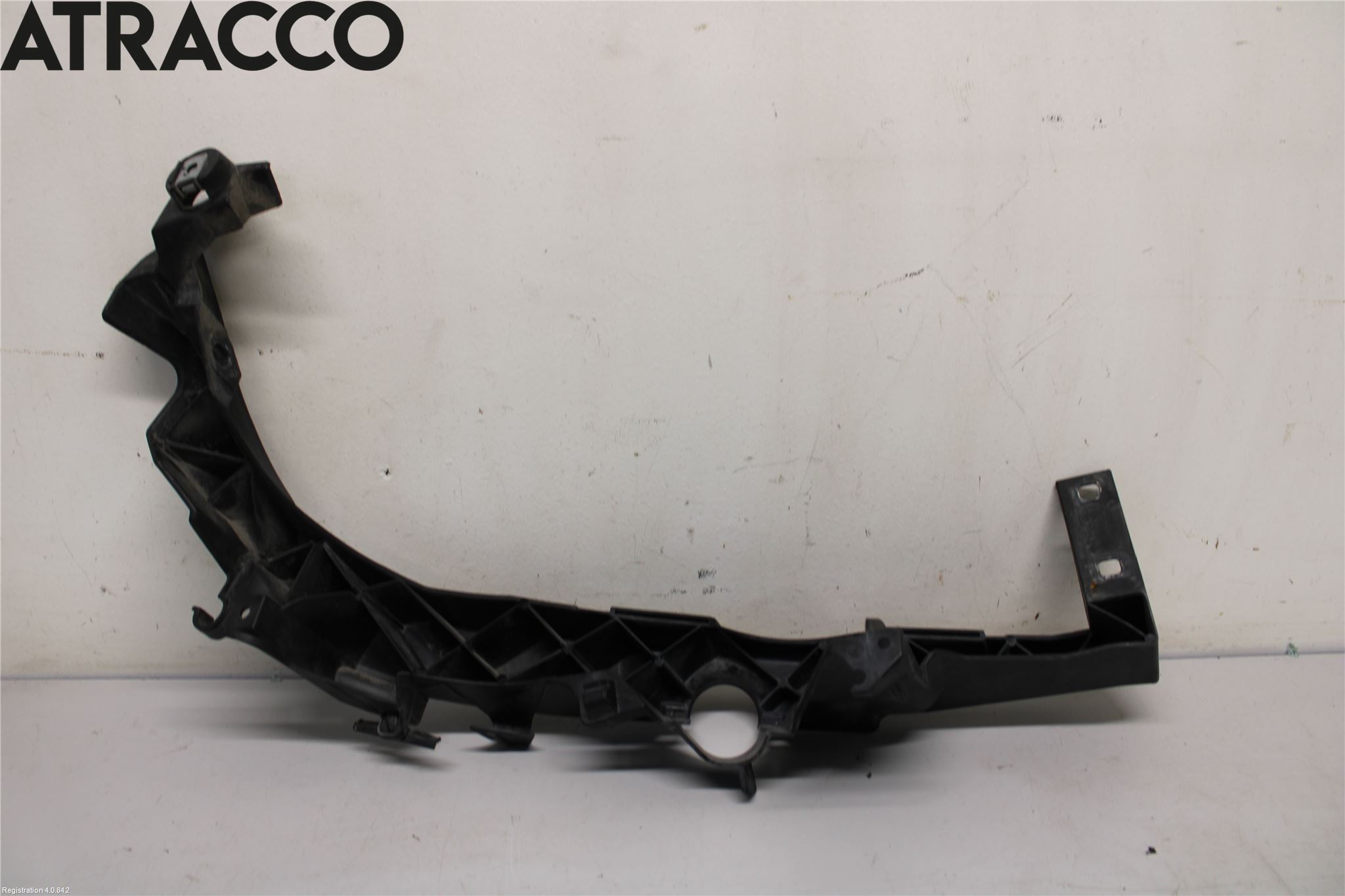 BMW 3 E90/91 SED/TOU 05-12 Frontlykt Holder-Feste