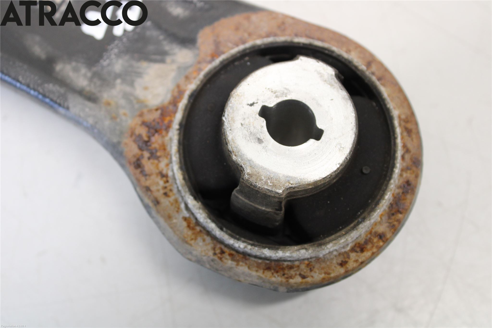 Toyota PROACE II 16- Bærearm Foran Høyre Nedre