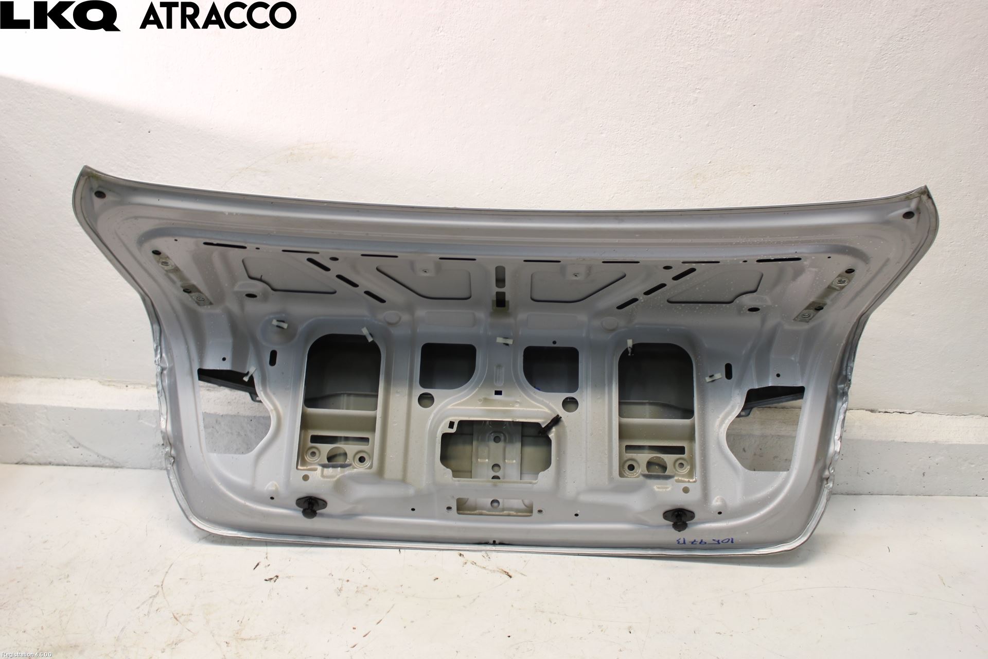 BMW 3 F30/F31/F80 12-19 Bakluke Koffertlokk