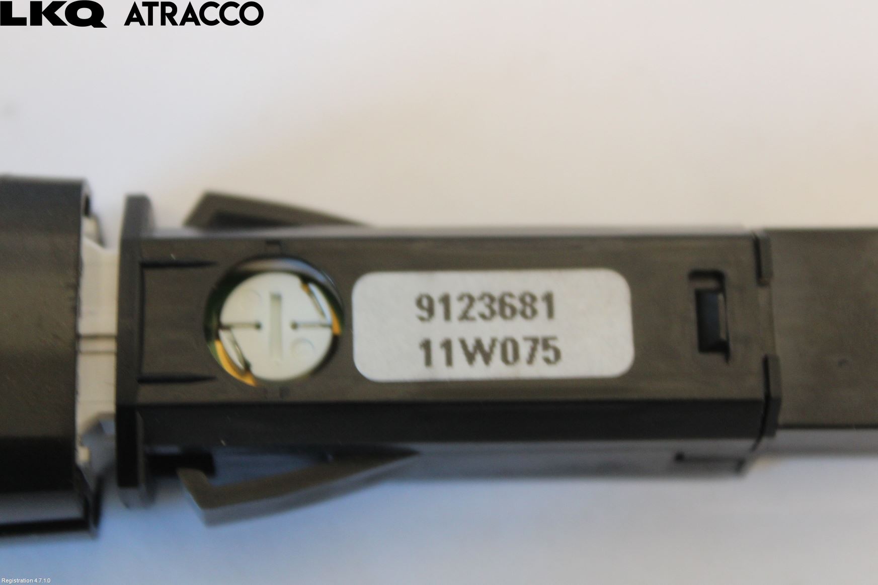 Volvo V60 11-13 Bryter Varsel (Nødblink)