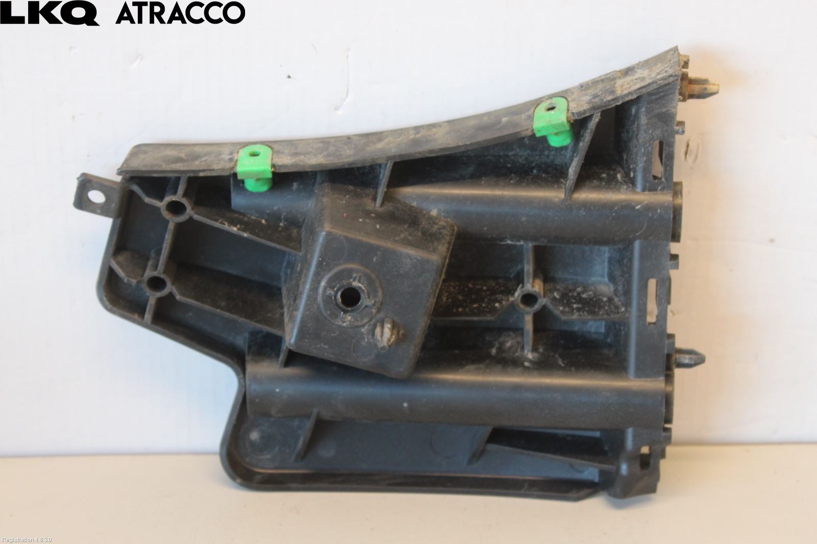 Volvo V60 11-13 Støtfangerfeste Foran Venstre