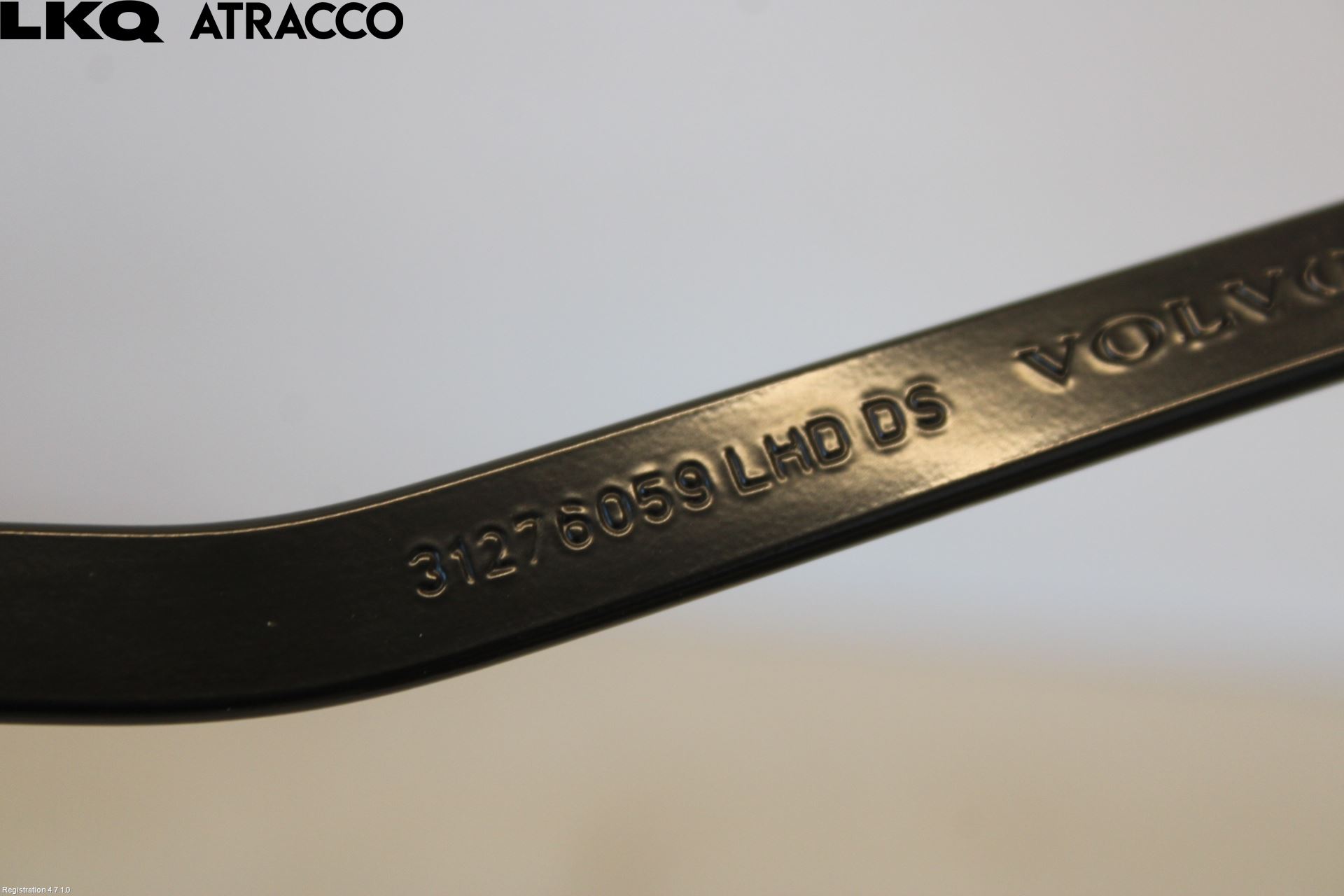 Volvo V40 12-19 Viskerarm-Armer Frontrute