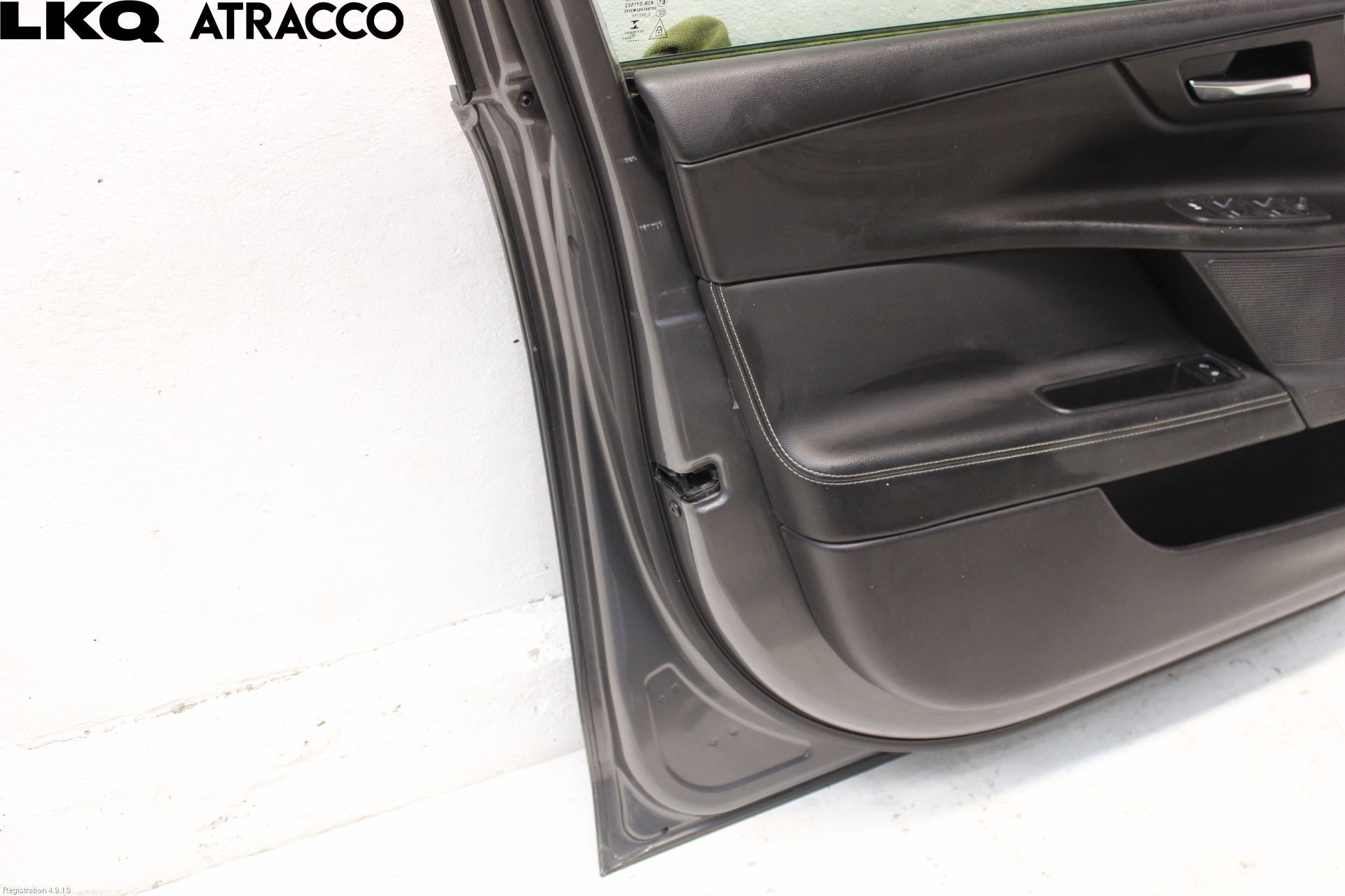 Jaguar XE (X760) 15-24 Dør 4D Foran Venstre