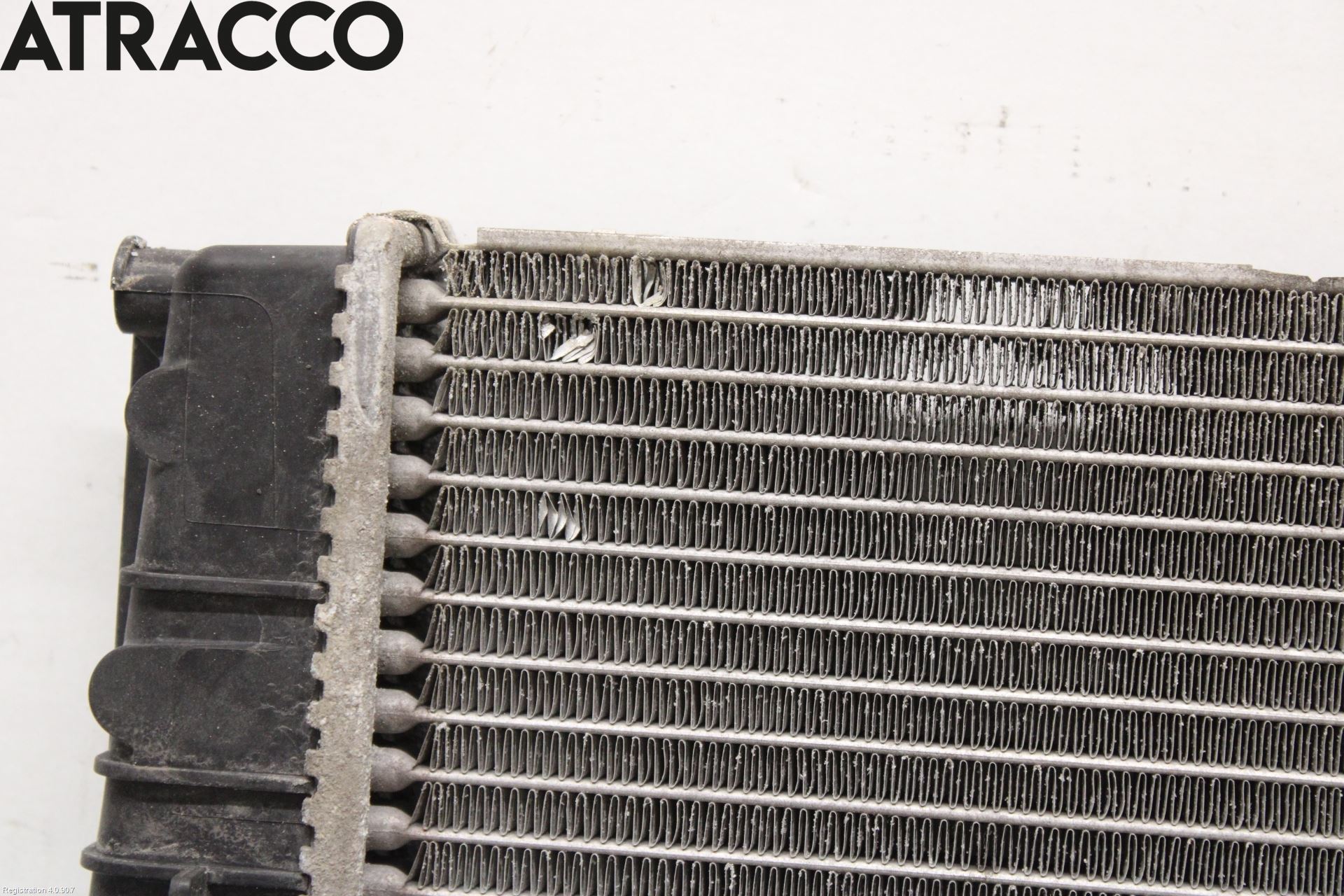 BMW i3 I01 13-22 Radiator Automat