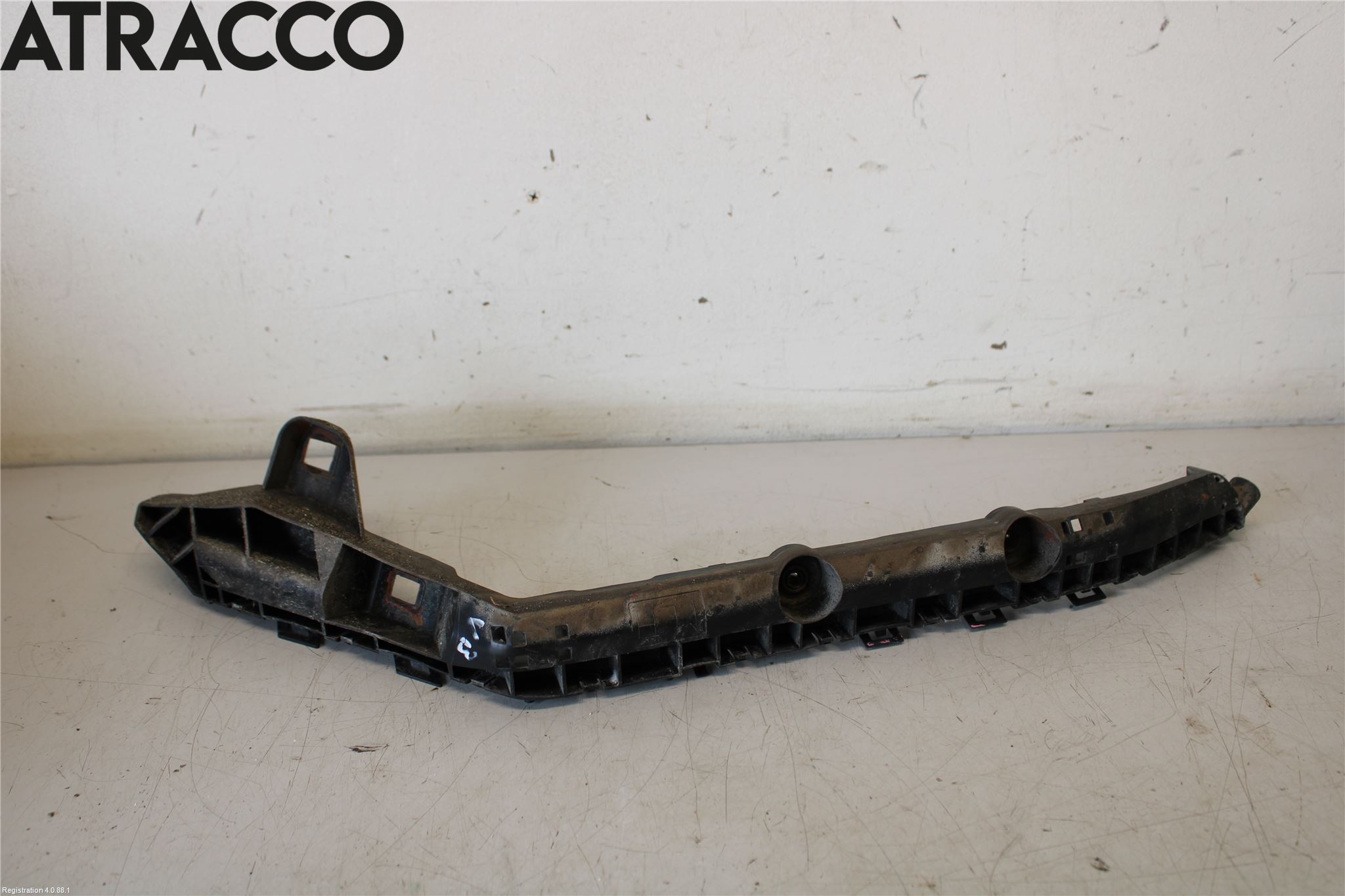 Nissan LEAF 11-17 Støtfangerfeste Bak Venstre