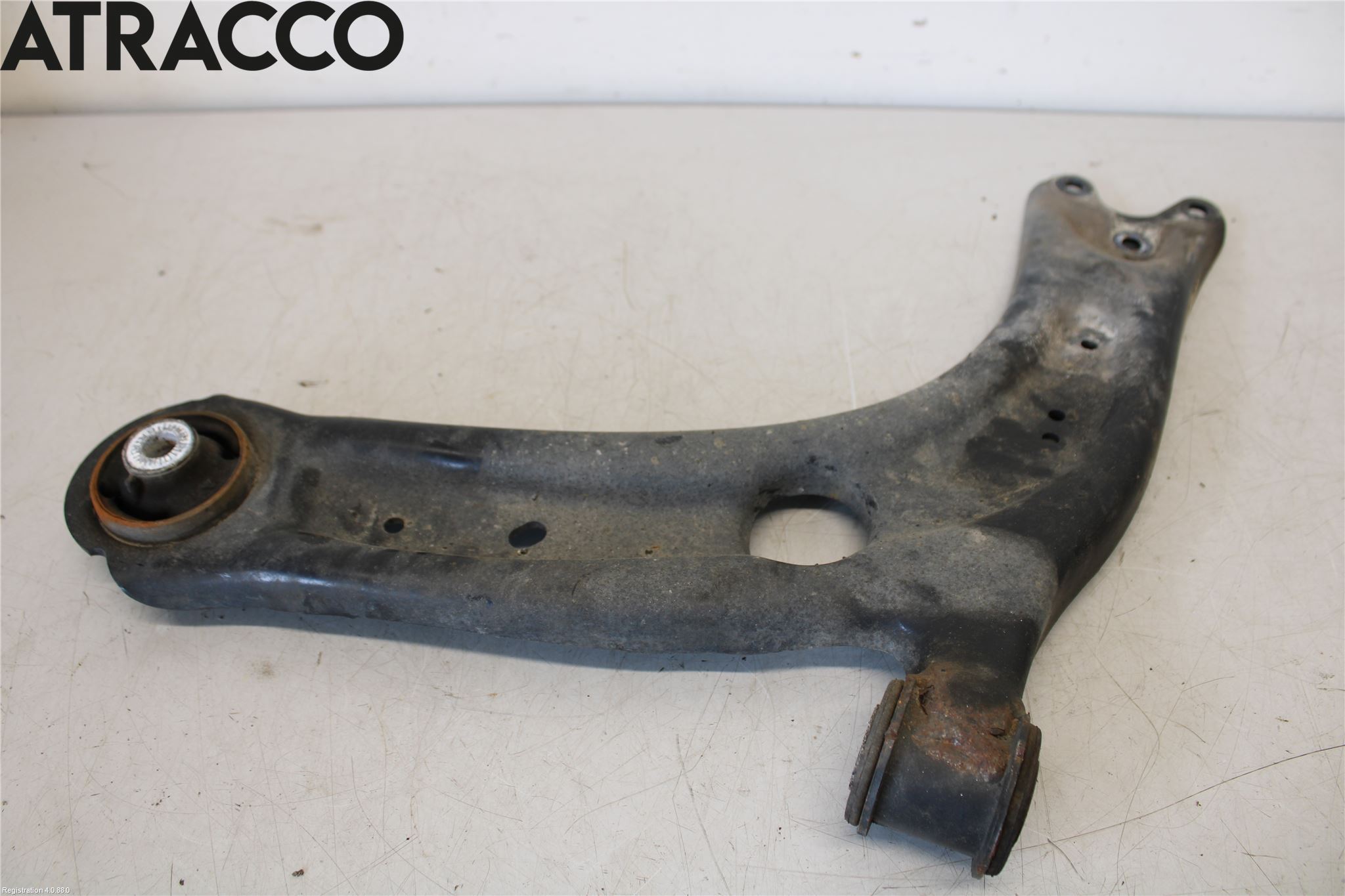 Volkswagen VW PASSAT 15-19 Bærearm Foran Venstre Nedre