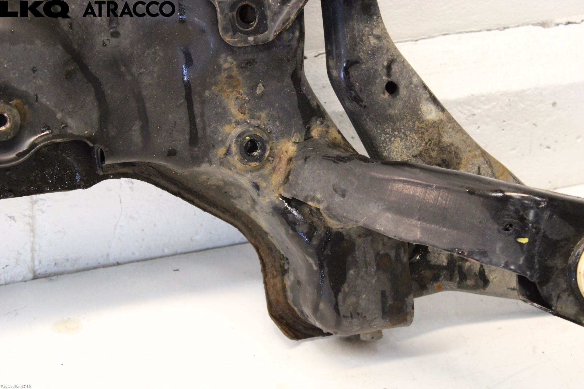 Ford TRANSIT/TOURNEO CONNECT 13-22 Forstillingsbjelke(Tvergående)