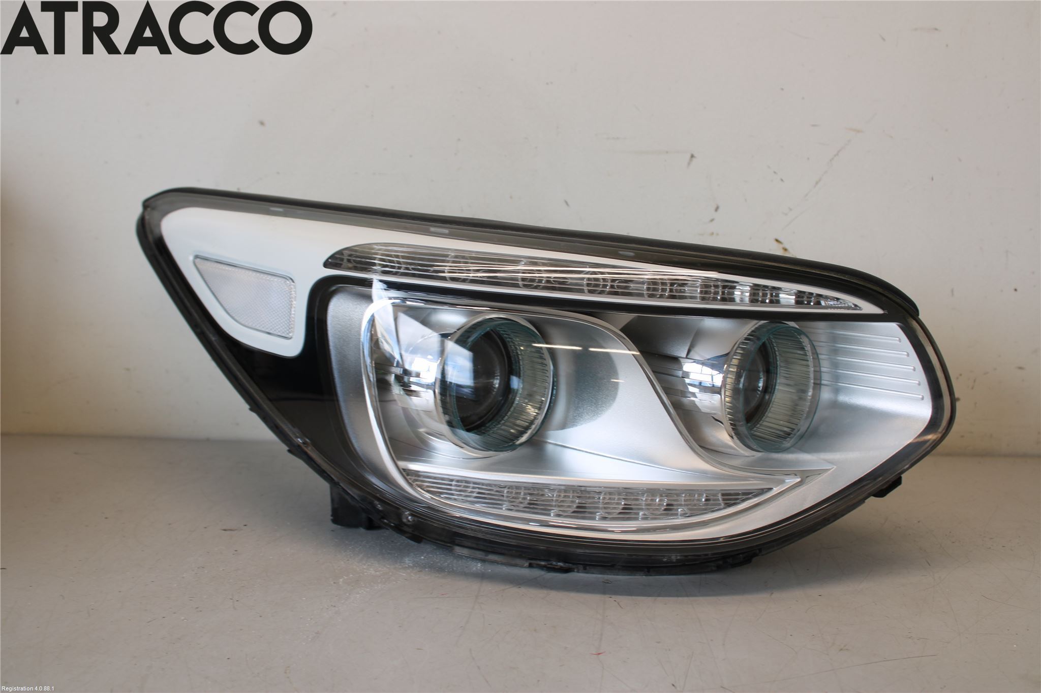 Kia SOUL 09- Frontlykt Høyre