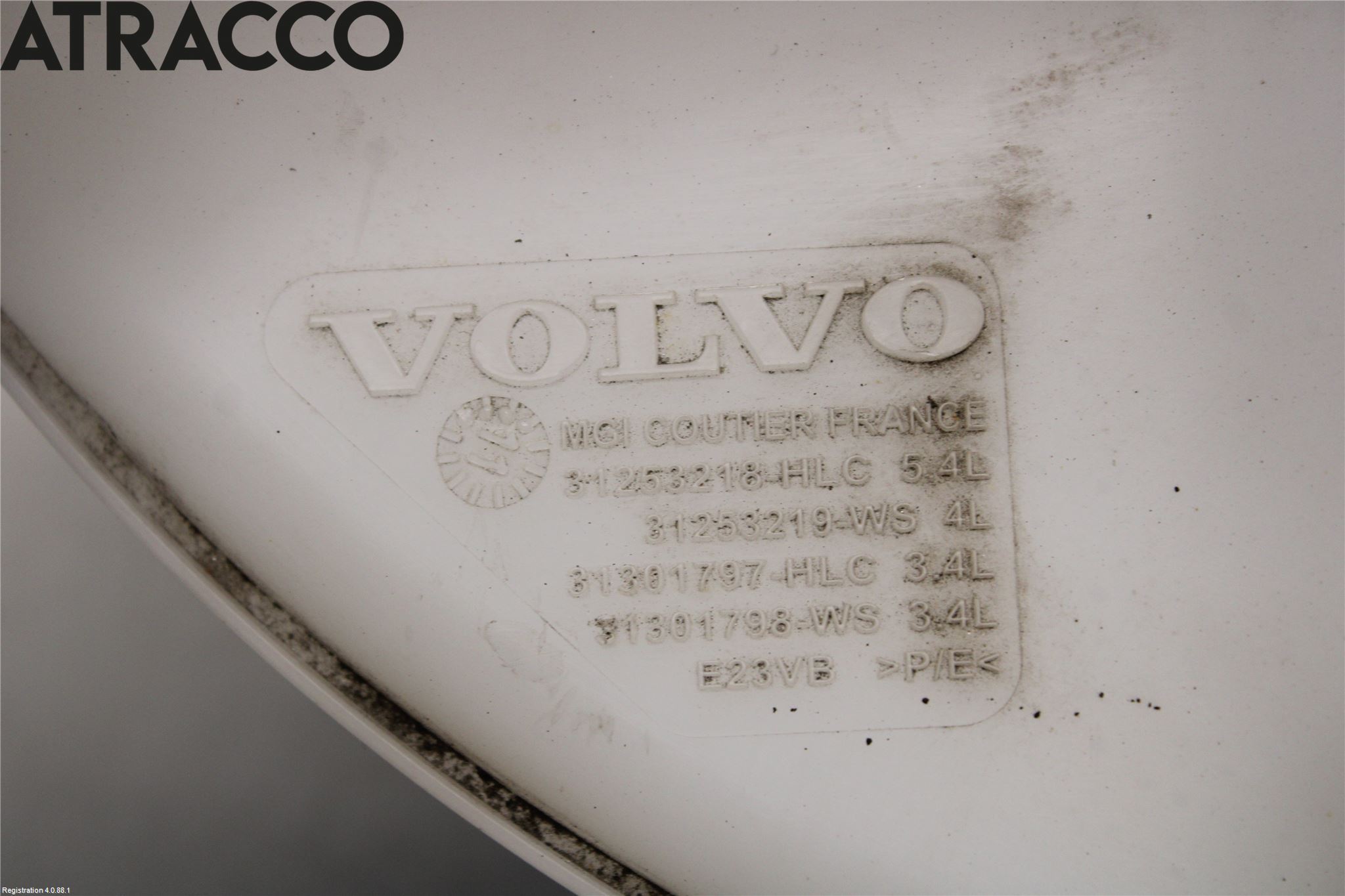 Volvo V60 11-13 Spylerbeholder Frontrute-Lykte