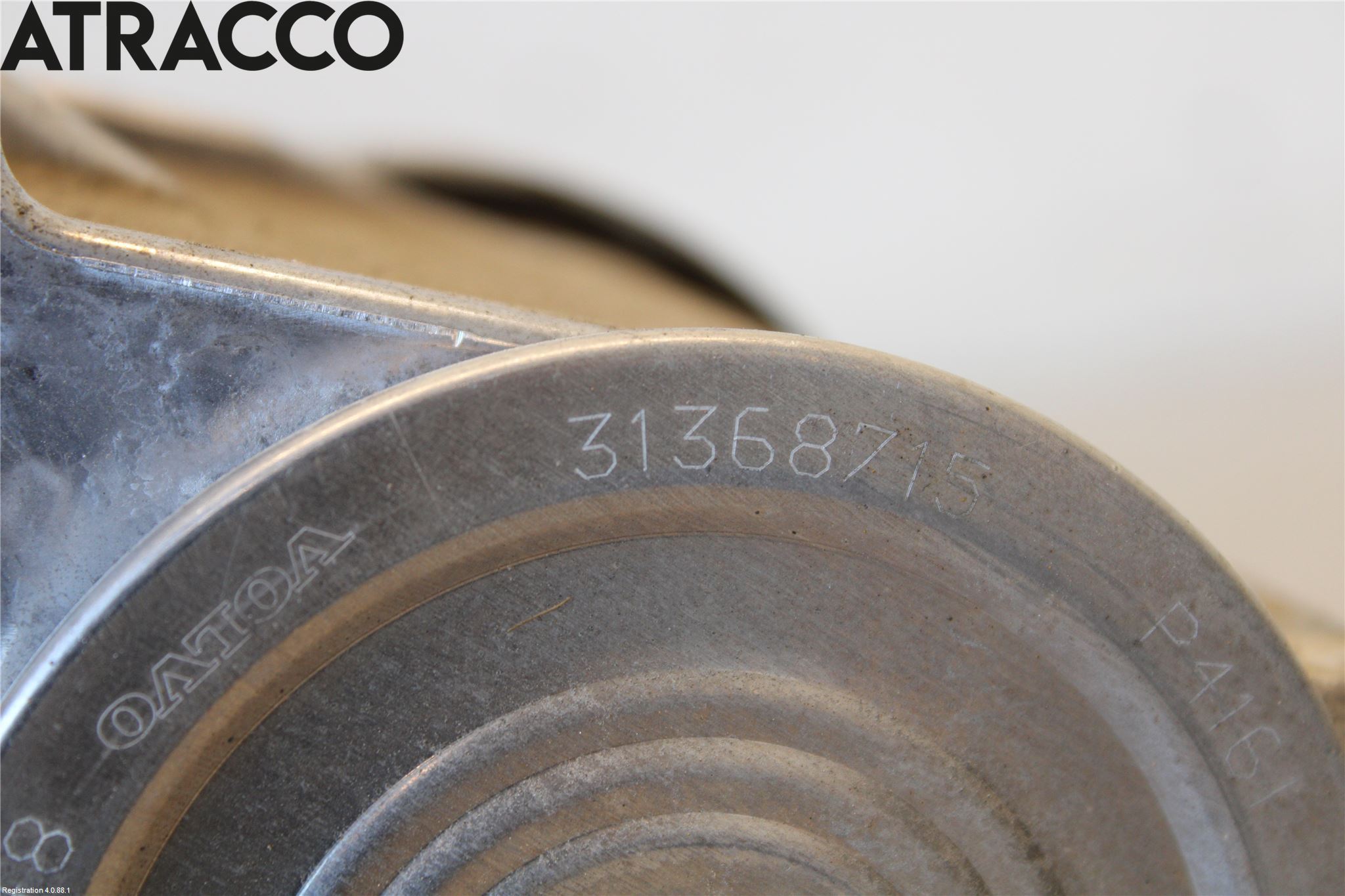 Volvo V60 19- Vannpumpe