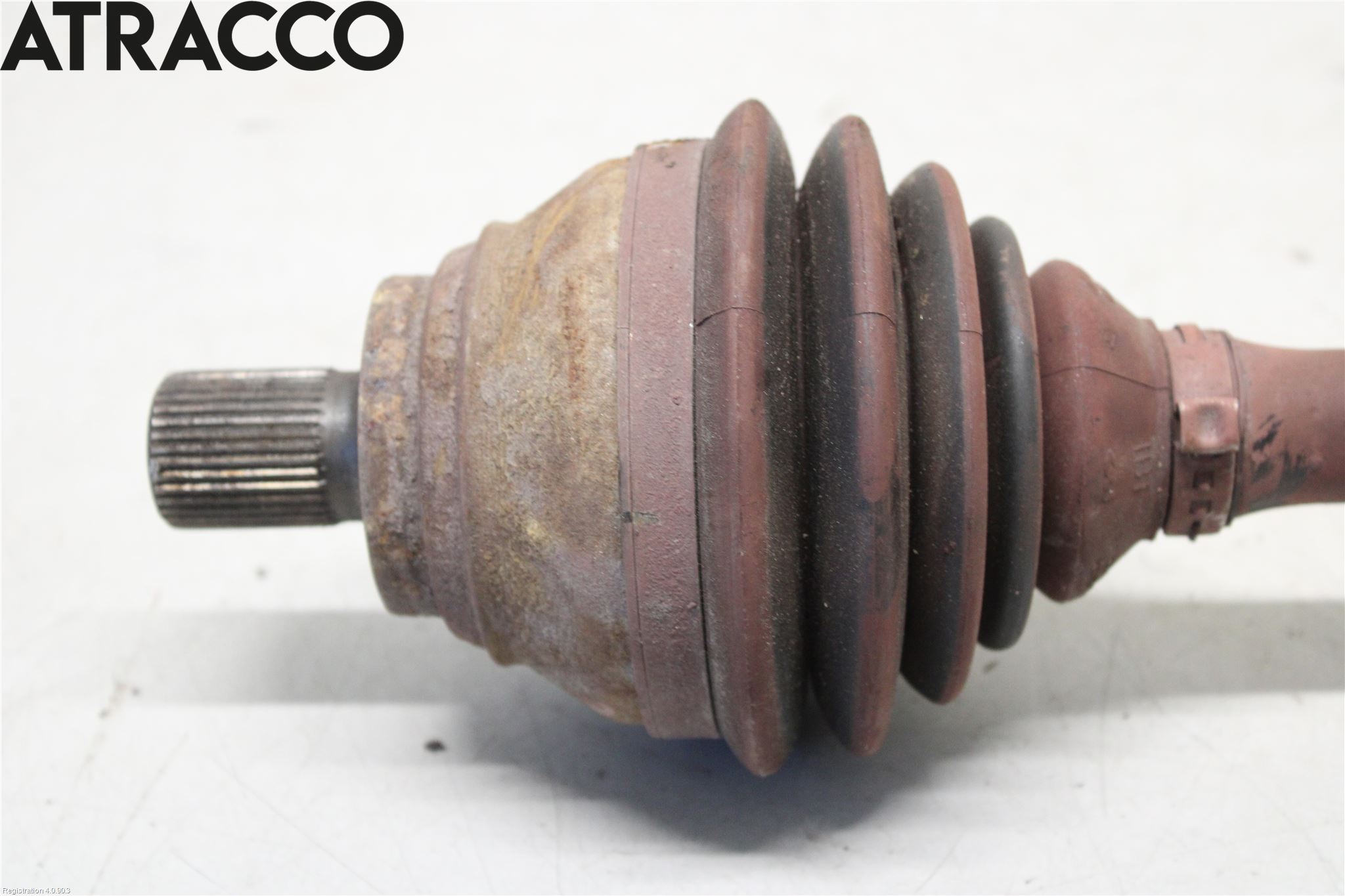 Volkswagen VW CADDY      04-10 Drivaksel Foran Kompl Venstre