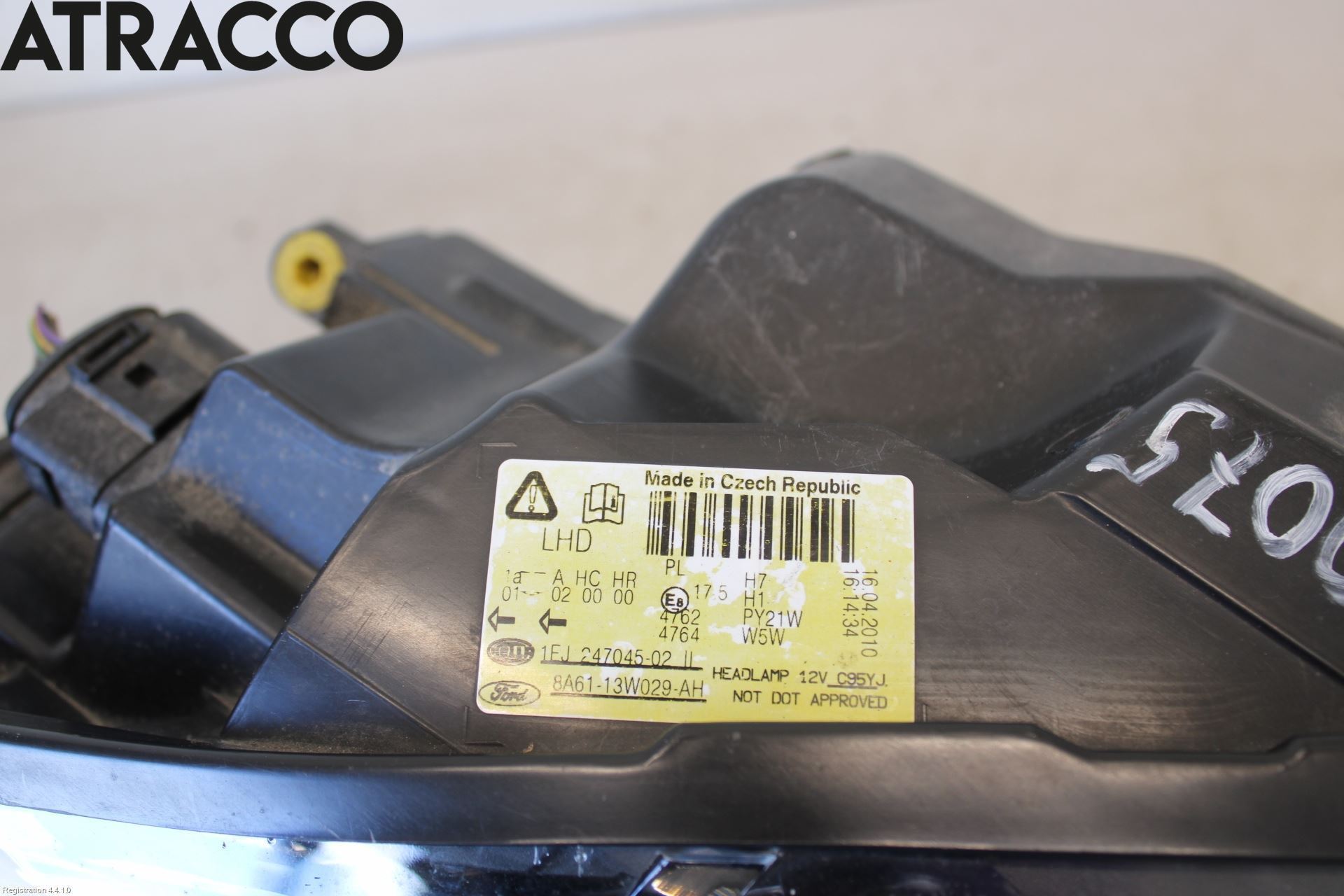 Ford FIESTA 09-12 Frontlykt Høyre