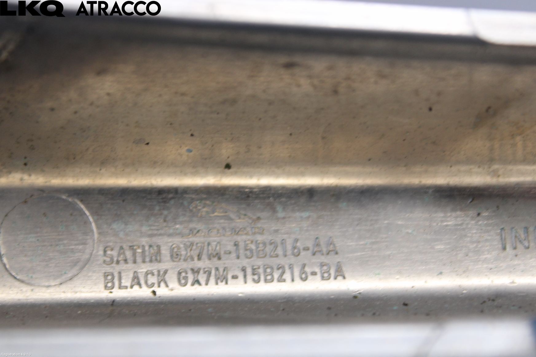 Jaguar XE (X760) 15-24 Støtfangerfeste Foran Høyre