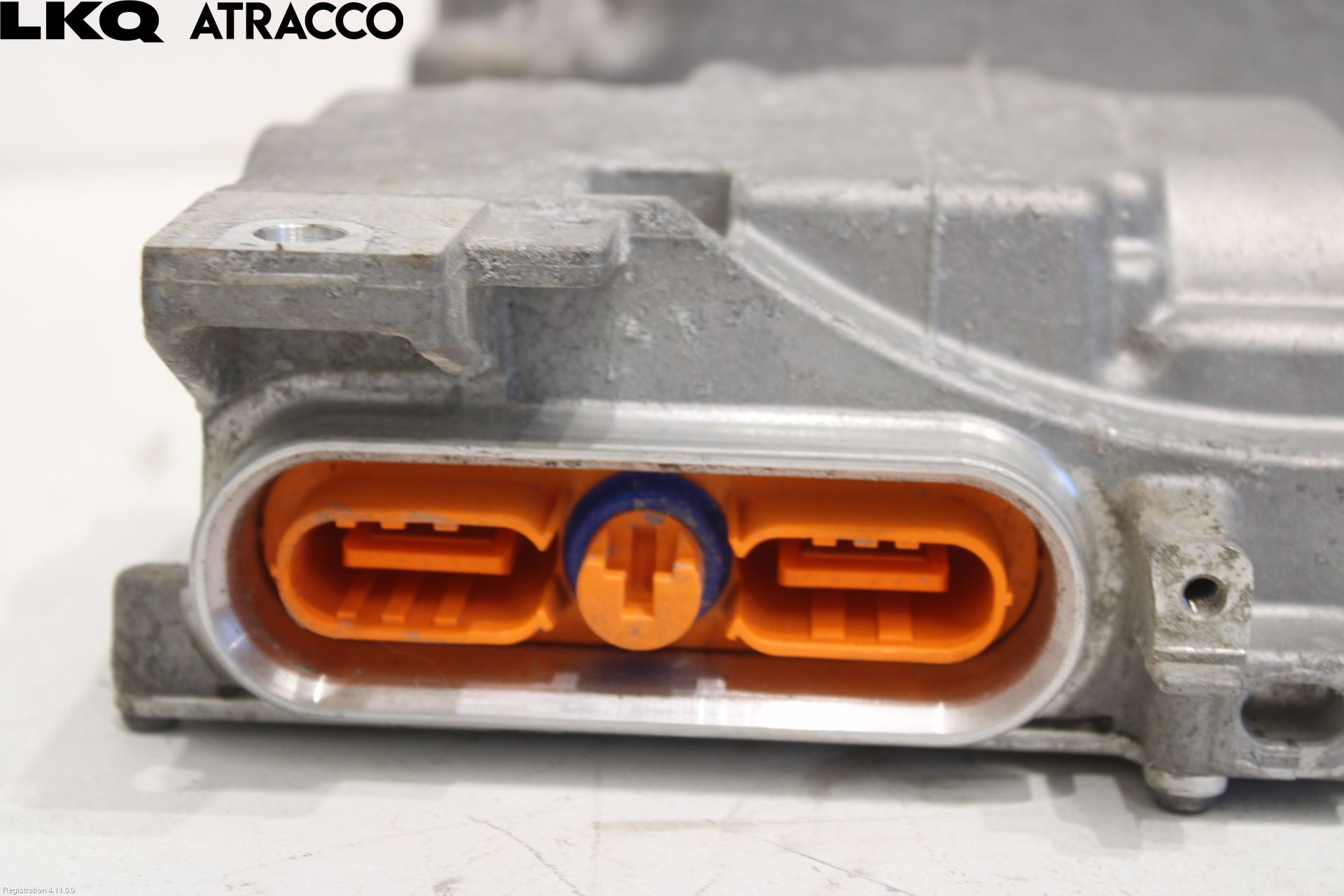 Volkswagen VW ID.5 22- Inverter 12-)220V