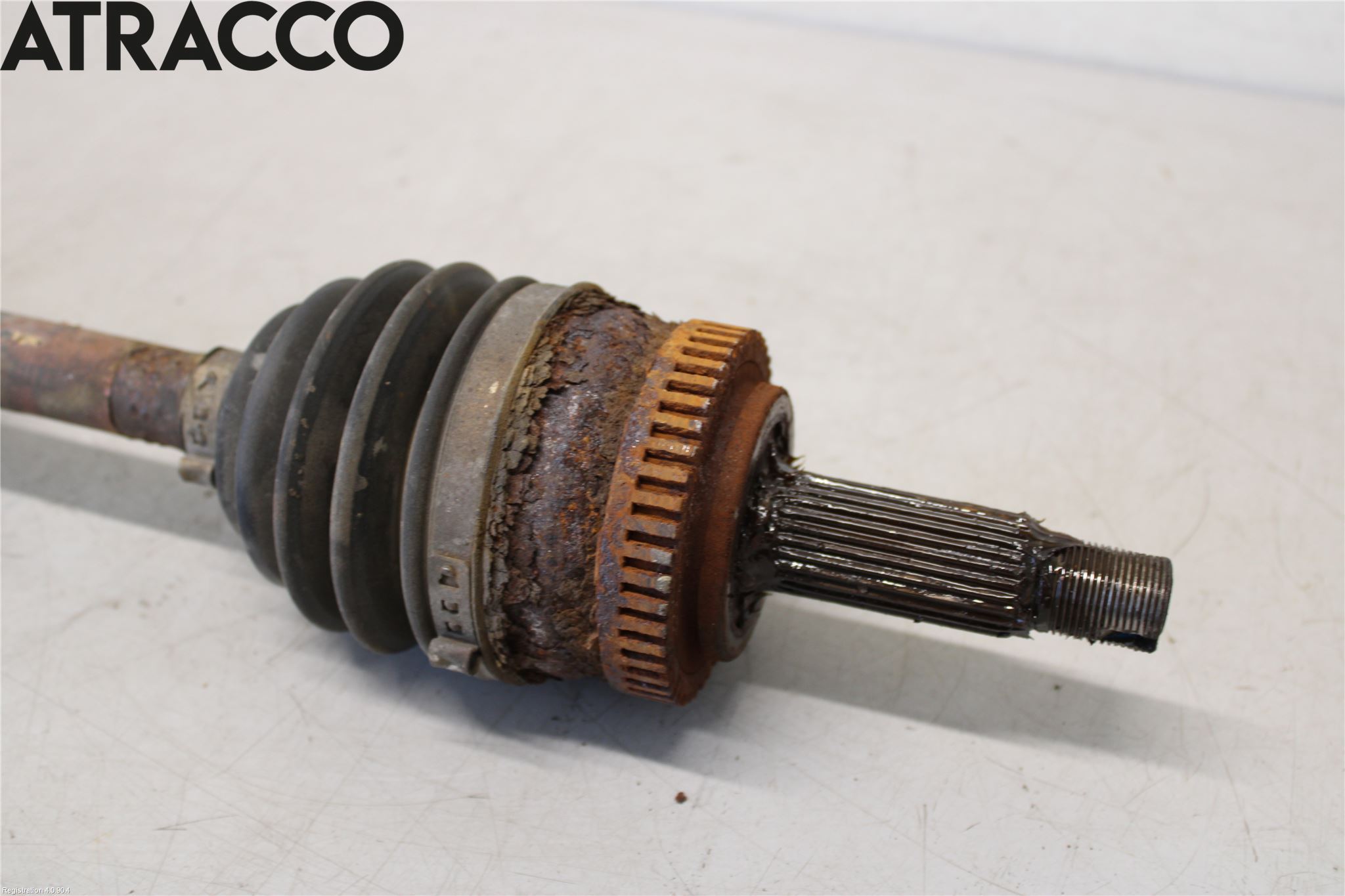 Hyundai i40 08-15 Drivaksel Foran Kompl Venstre