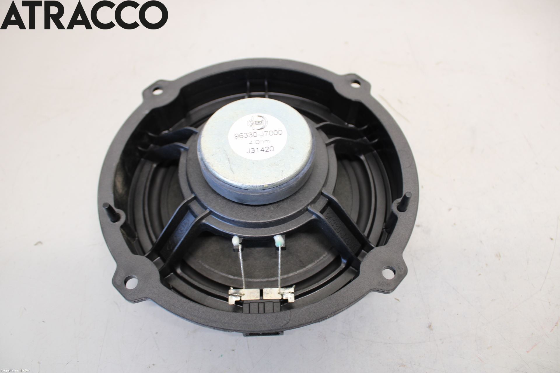 Kia XCEED 19- Innr Høyttaler