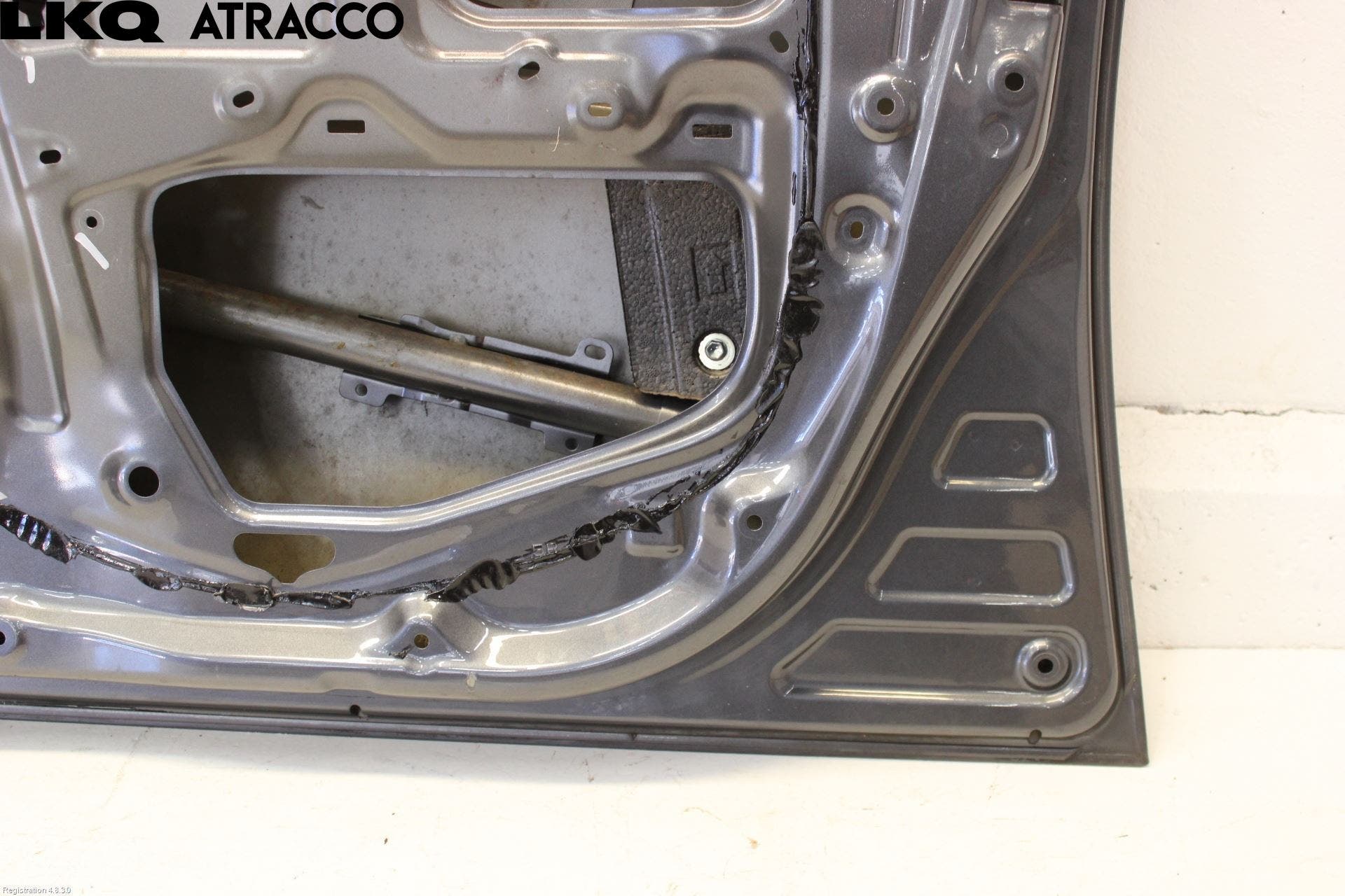 Toyota AURIS 10-12 Dør 4D Foran Høyre