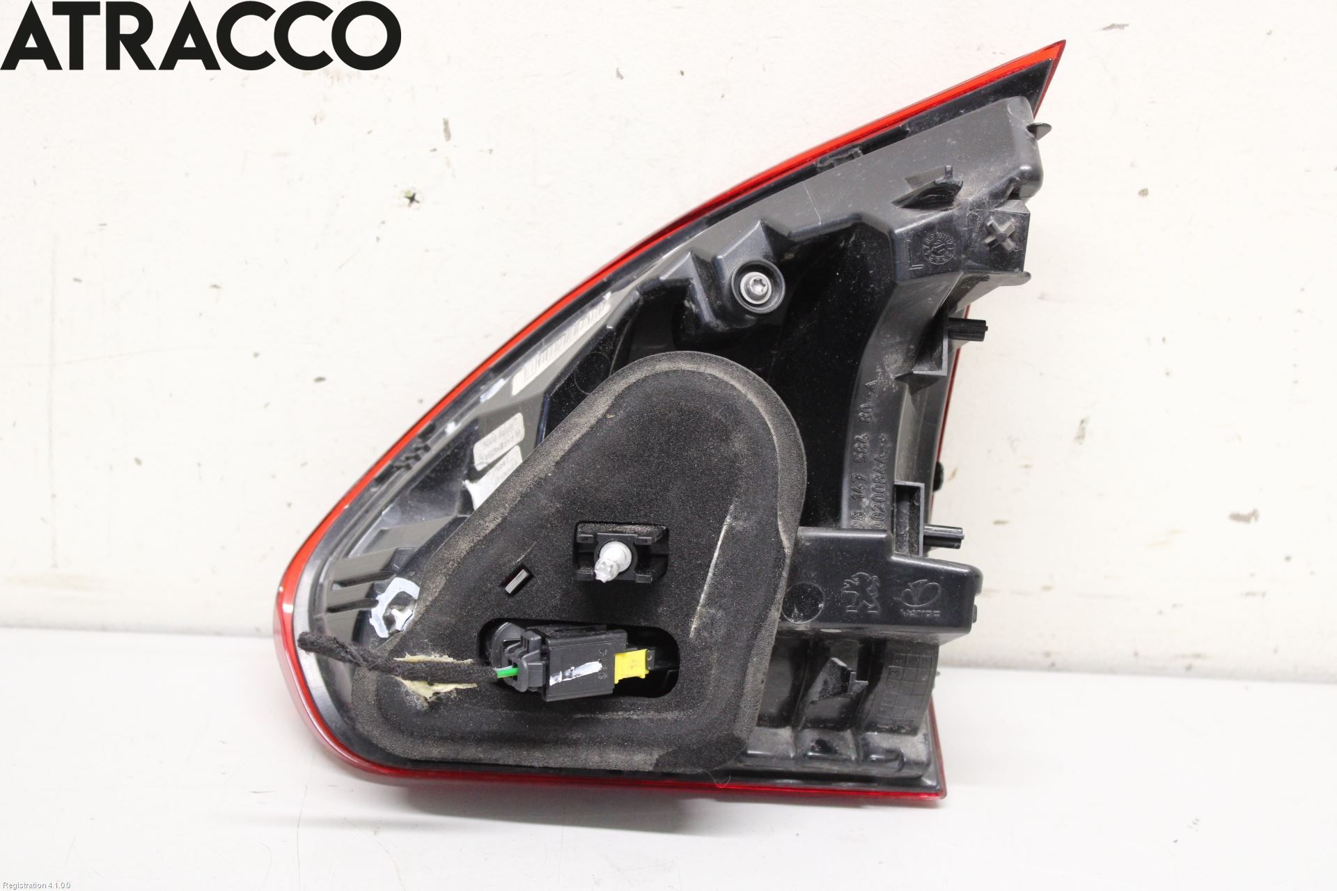 Peugeot 2008 13-20 Baklykt Venstre  På Luke(Indre