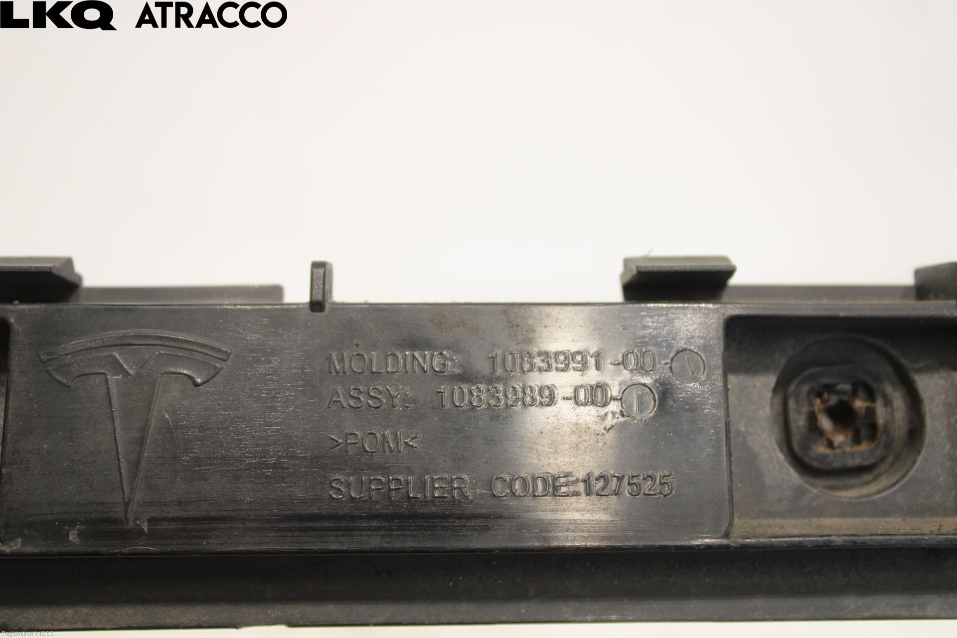 Tesla MODEL 3 17- Støtfangerfeste Bak Høyre