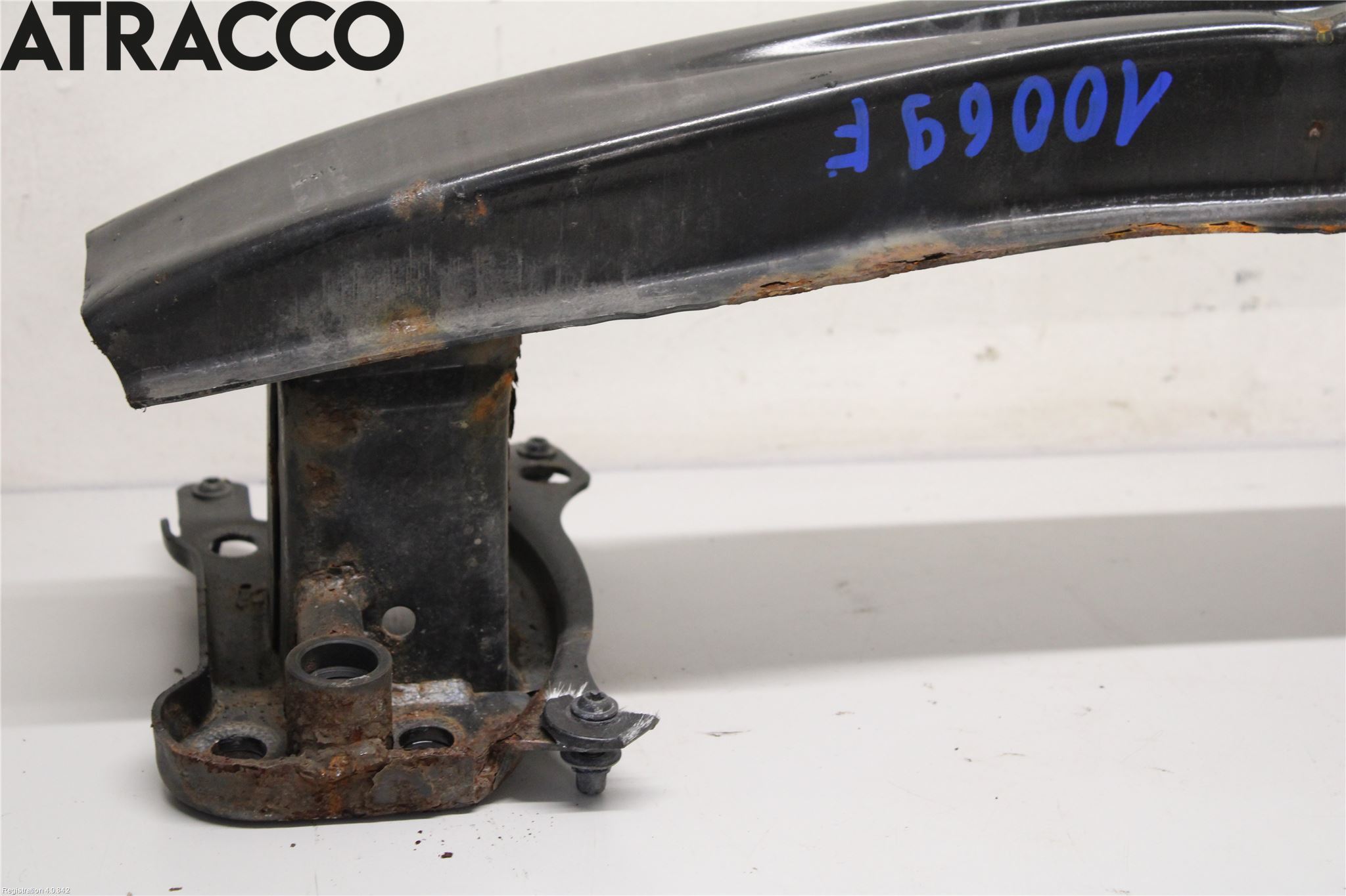 Volkswagen VW GOLF V 04-09 Støtfanger Foran Bjelke