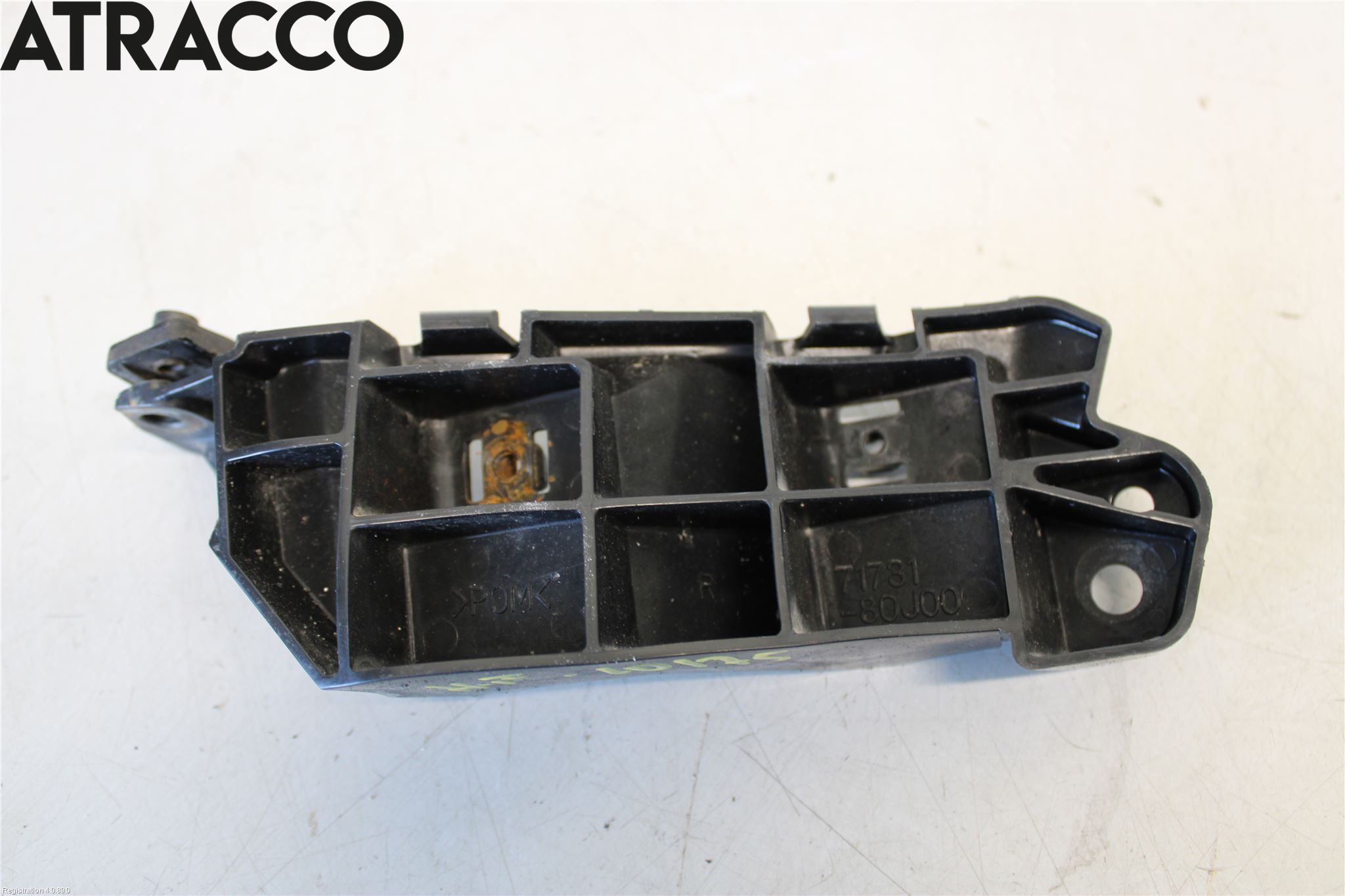 Suzuki SX4 10-13 Støtfangerfeste Foran Høyre