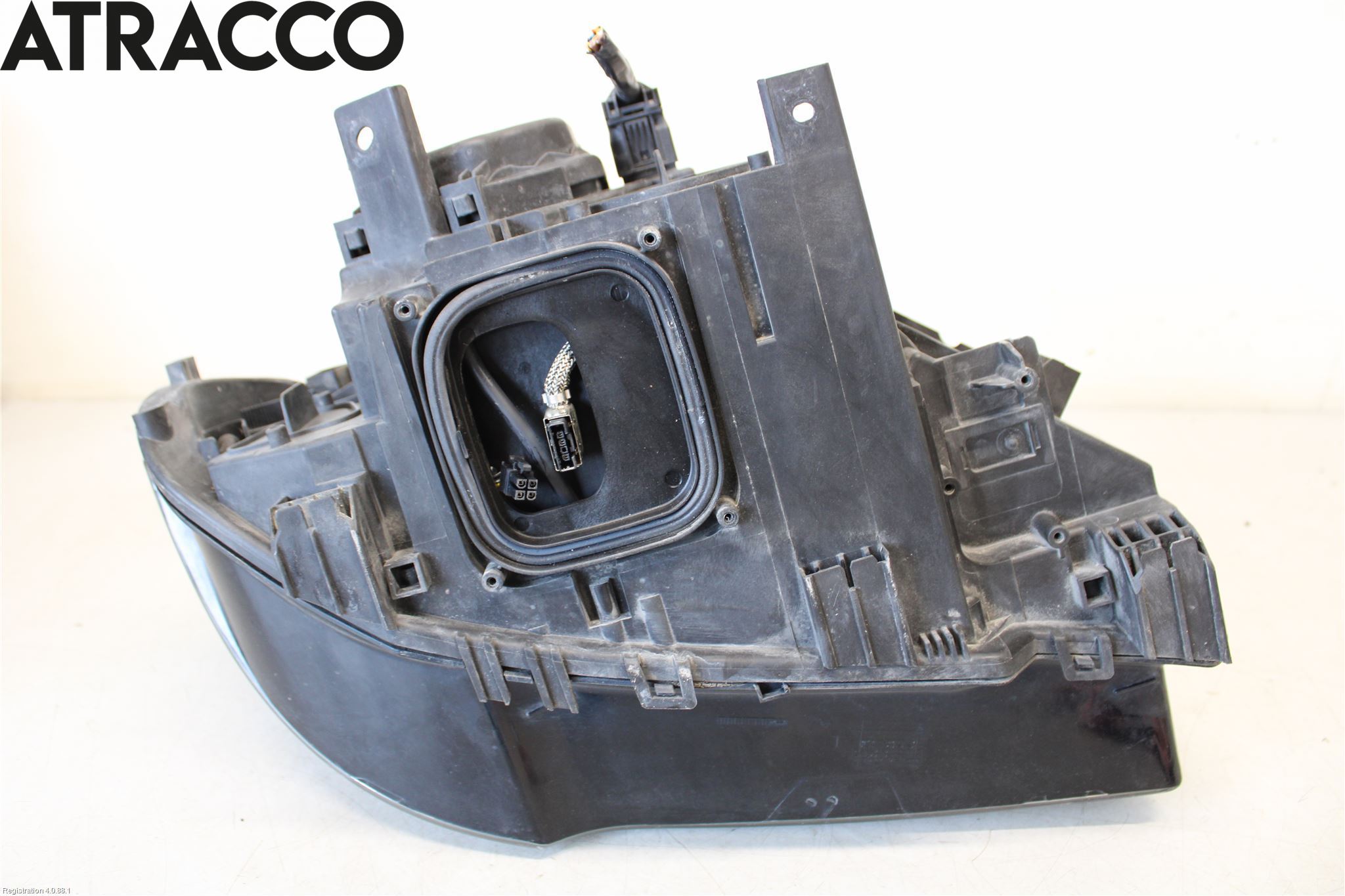 BMW X3 E83     03-10 Frontlykt Venstre