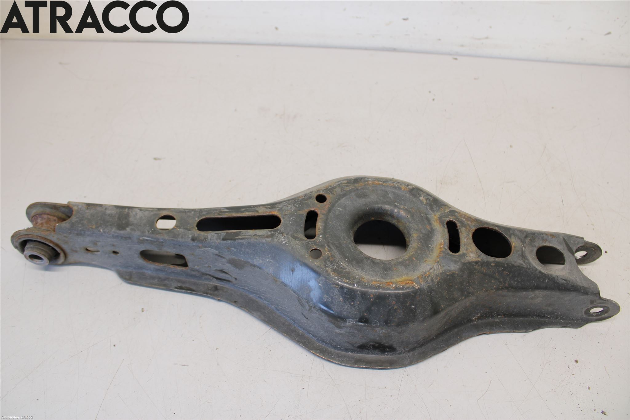 Toyota COROLLA 19- Bærearm Bak Høyre