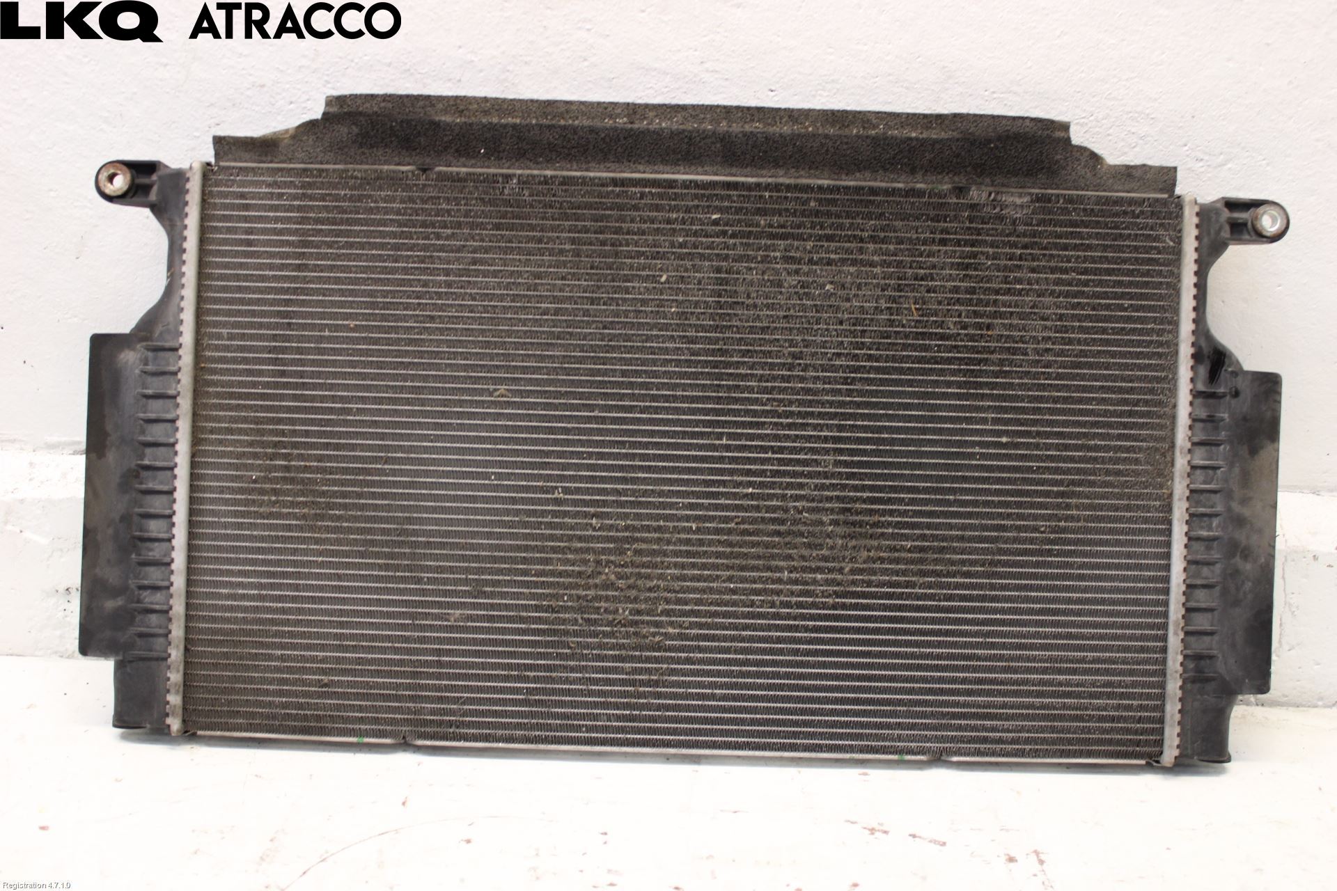 Toyota AVENSIS 09-15 Radiator Manuell