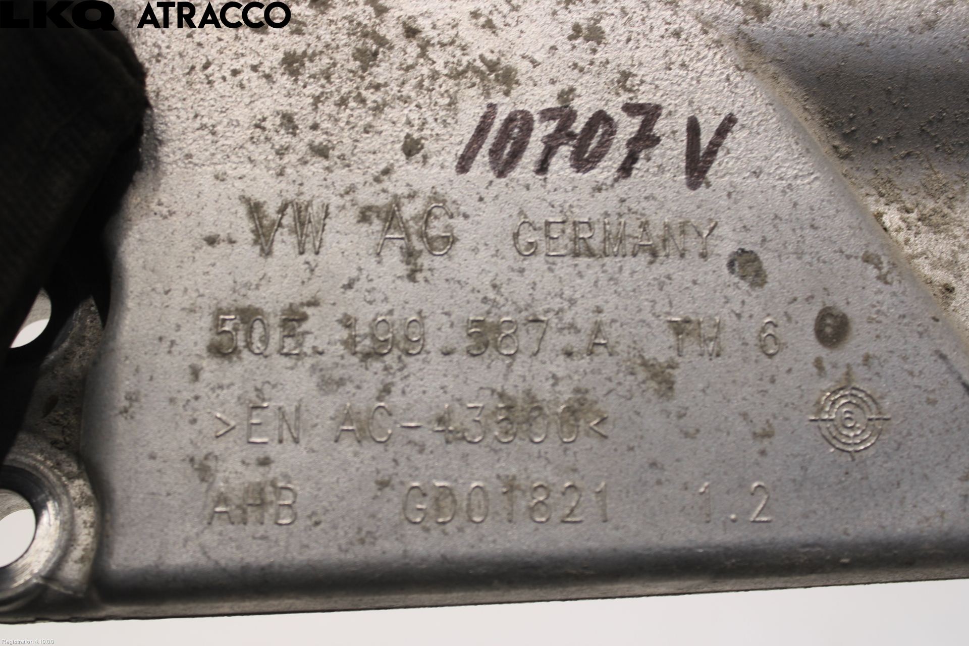 Volkswagen VW GOLF / E-GOLF VII 13-20 Motor Feste Stål-Alu