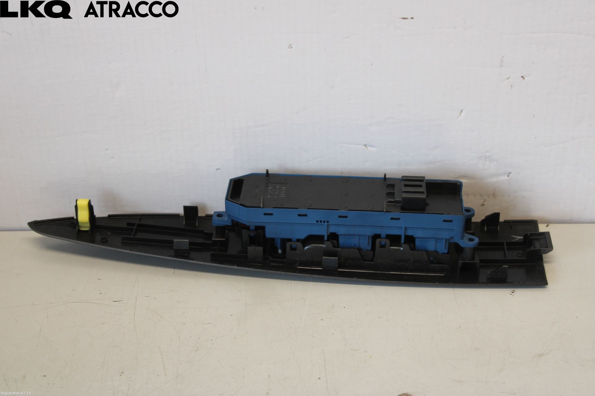 Toyota AVENSIS 09-15 Bryter Vindusheis