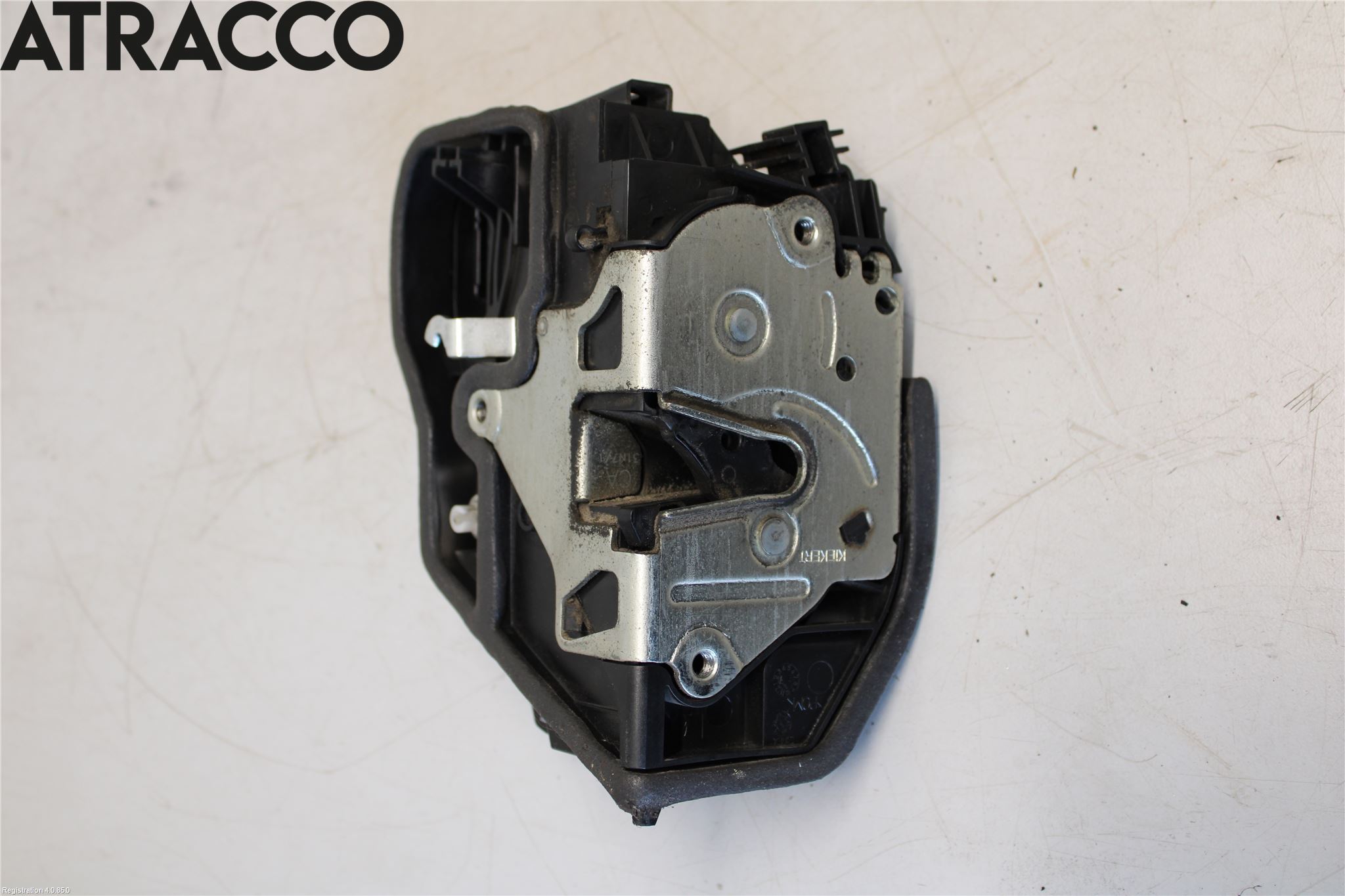 BMW 5 E60/61 Sed/Tou 02-10 Dørlås - Låsekasse