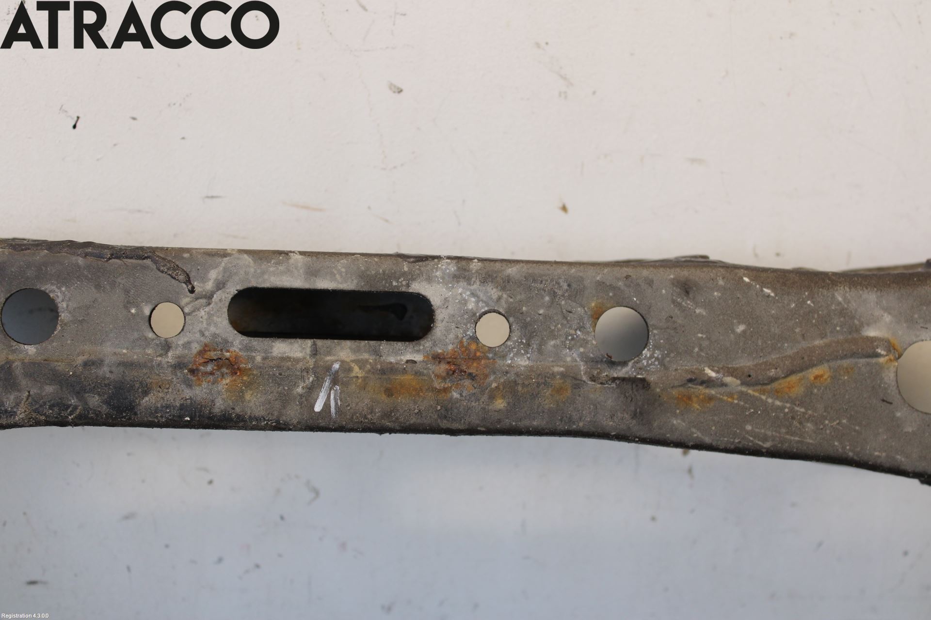 Kia XCEED 19- Bakaksel Feste Travers-Ramme