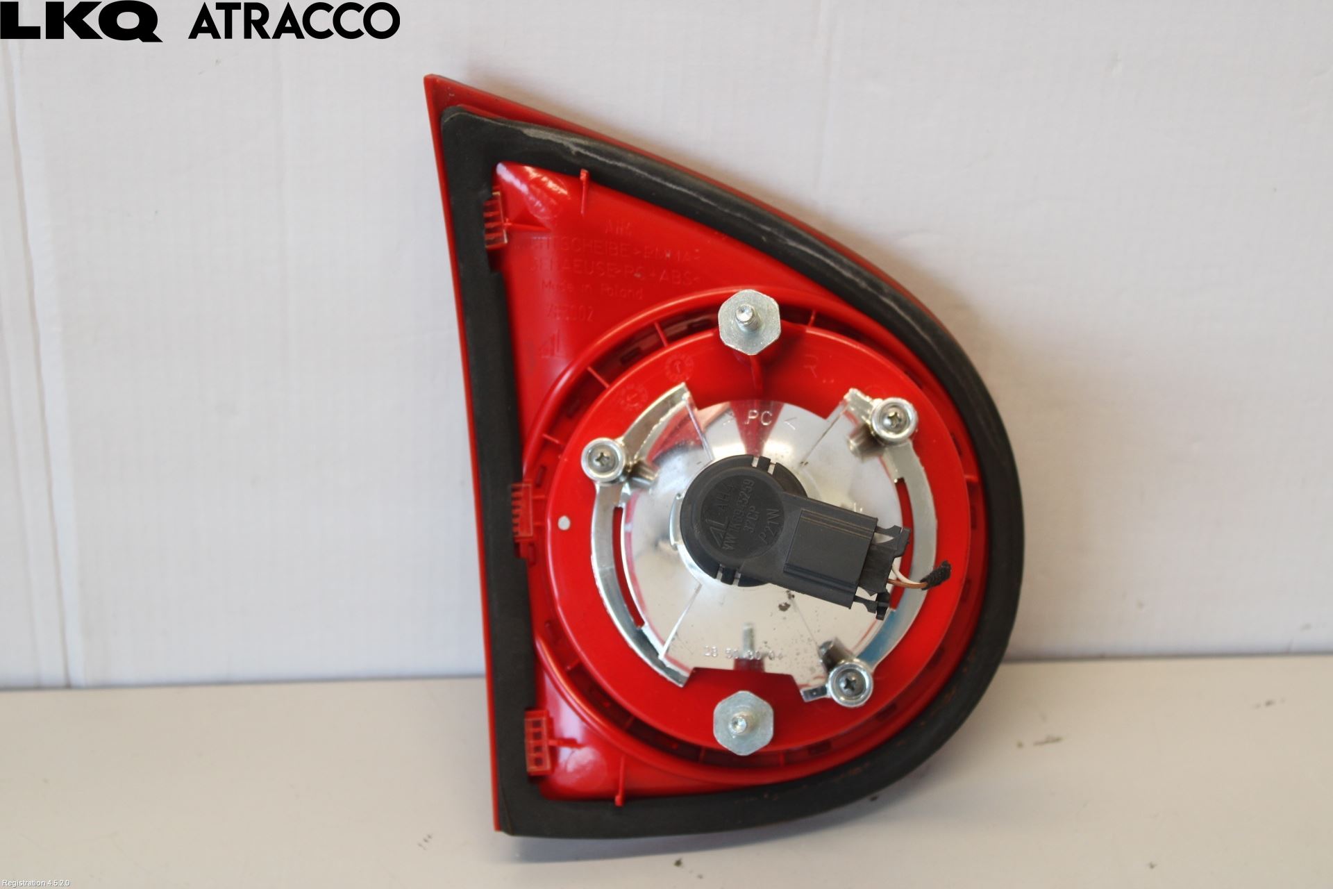 Volkswagen VW GOLF V 04-09 Baklykt Høyre  På Luke(Indre)