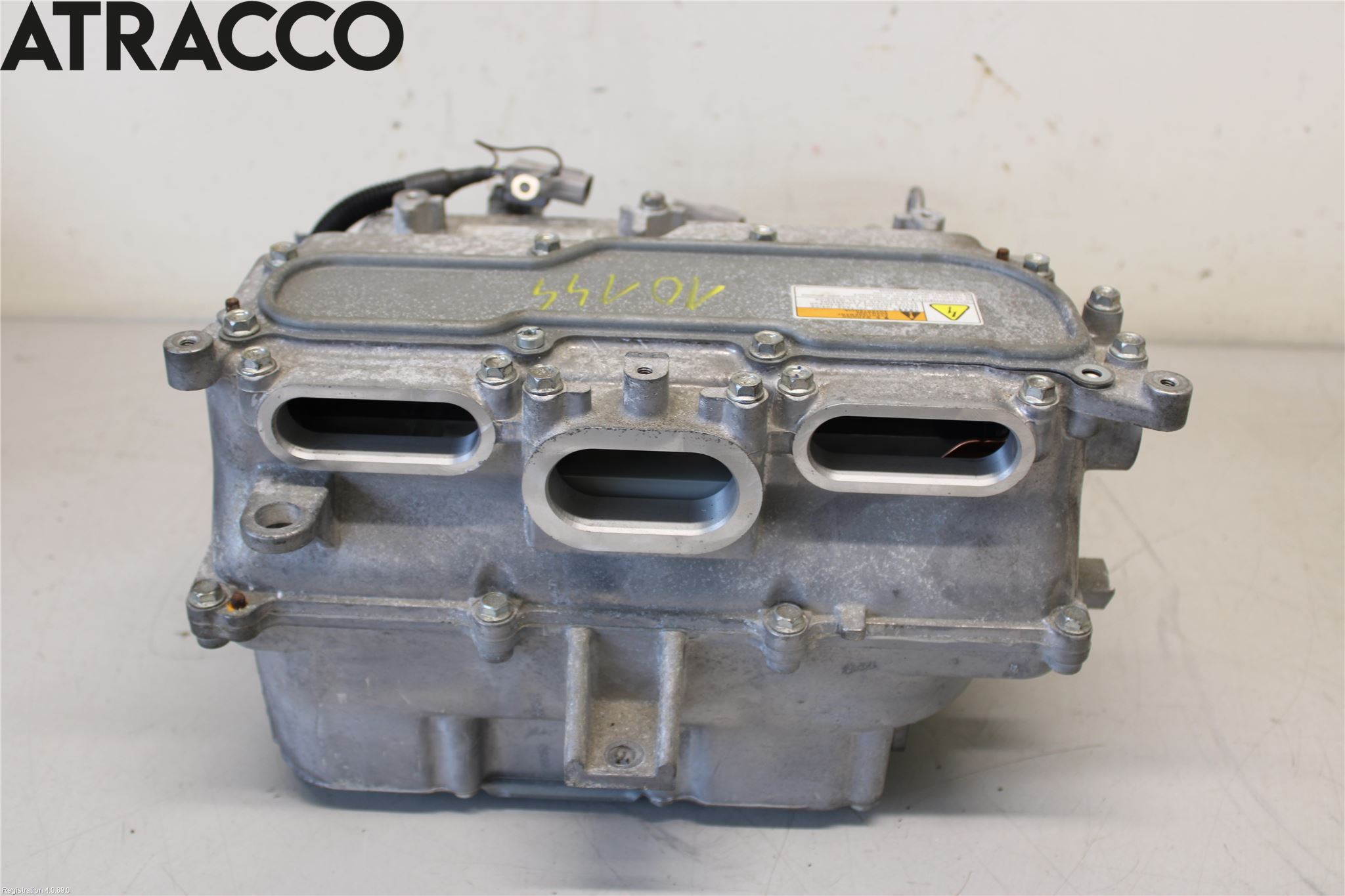 Mitsubishi OUTLANDER 13-21 Hybridconverter