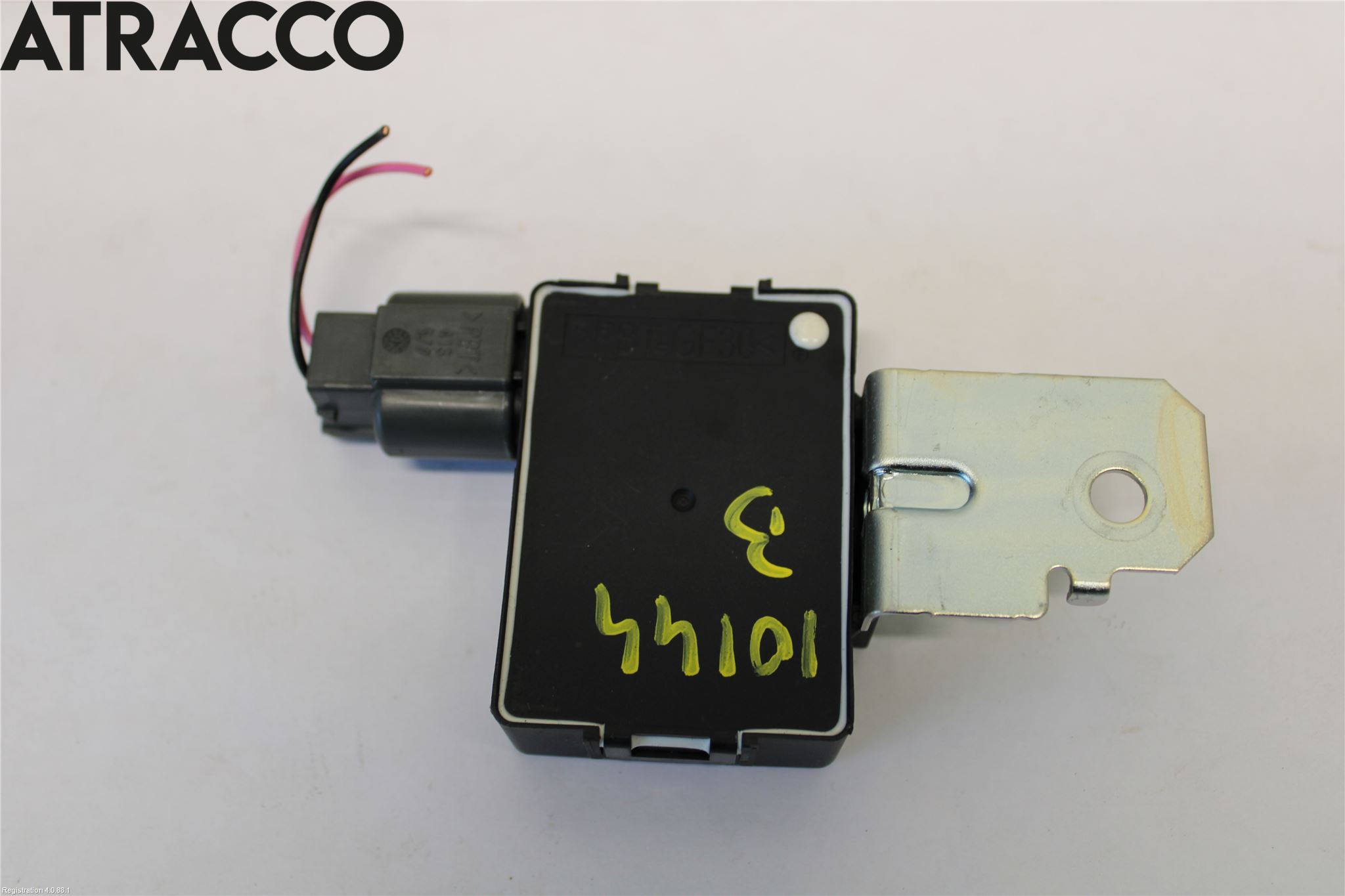 Mitsubishi OUTLANDER 13-21 Signalhorn