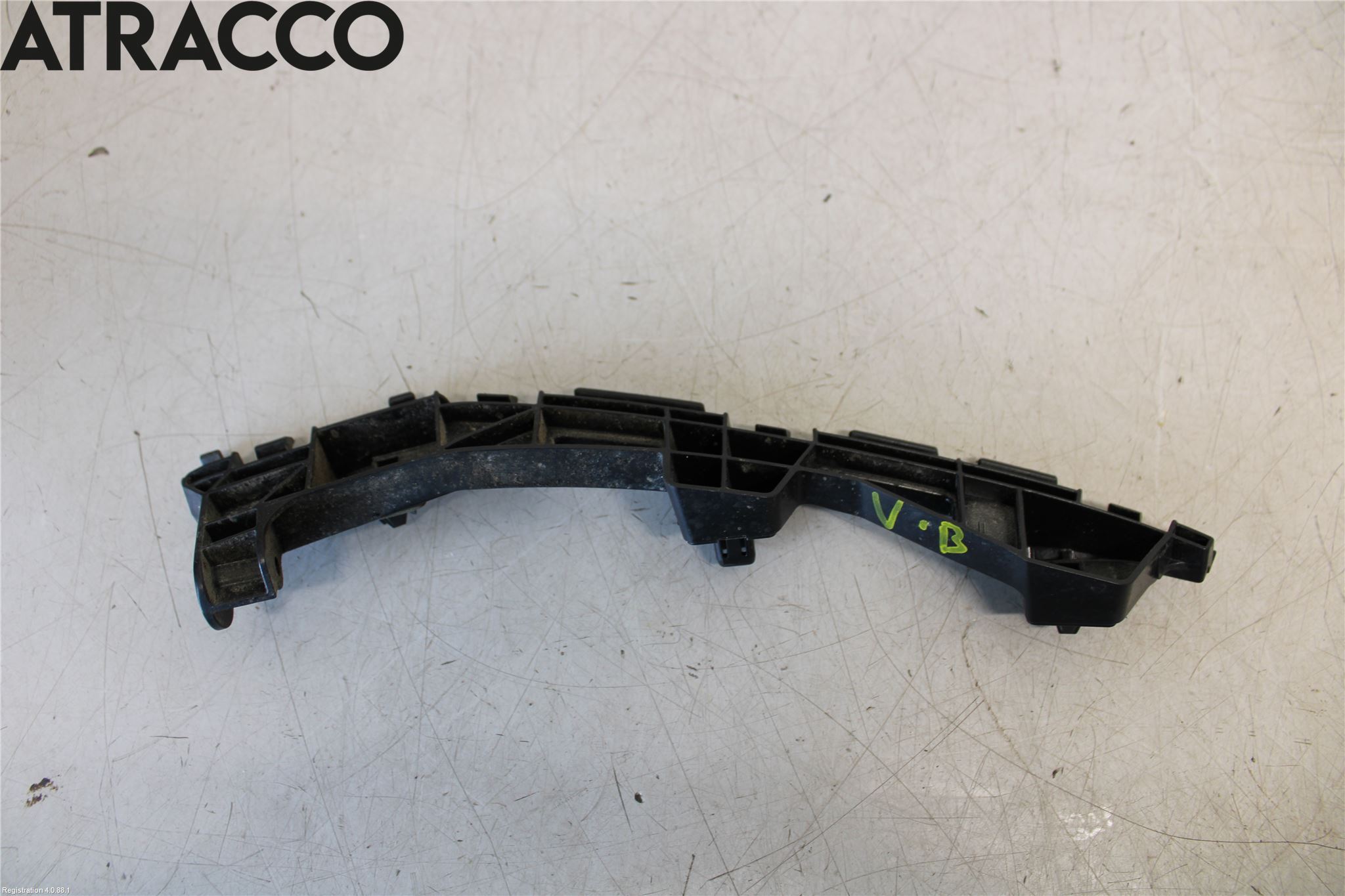 Suzuki SWIFT 17-24 Støtfangerfeste Bak Venstre