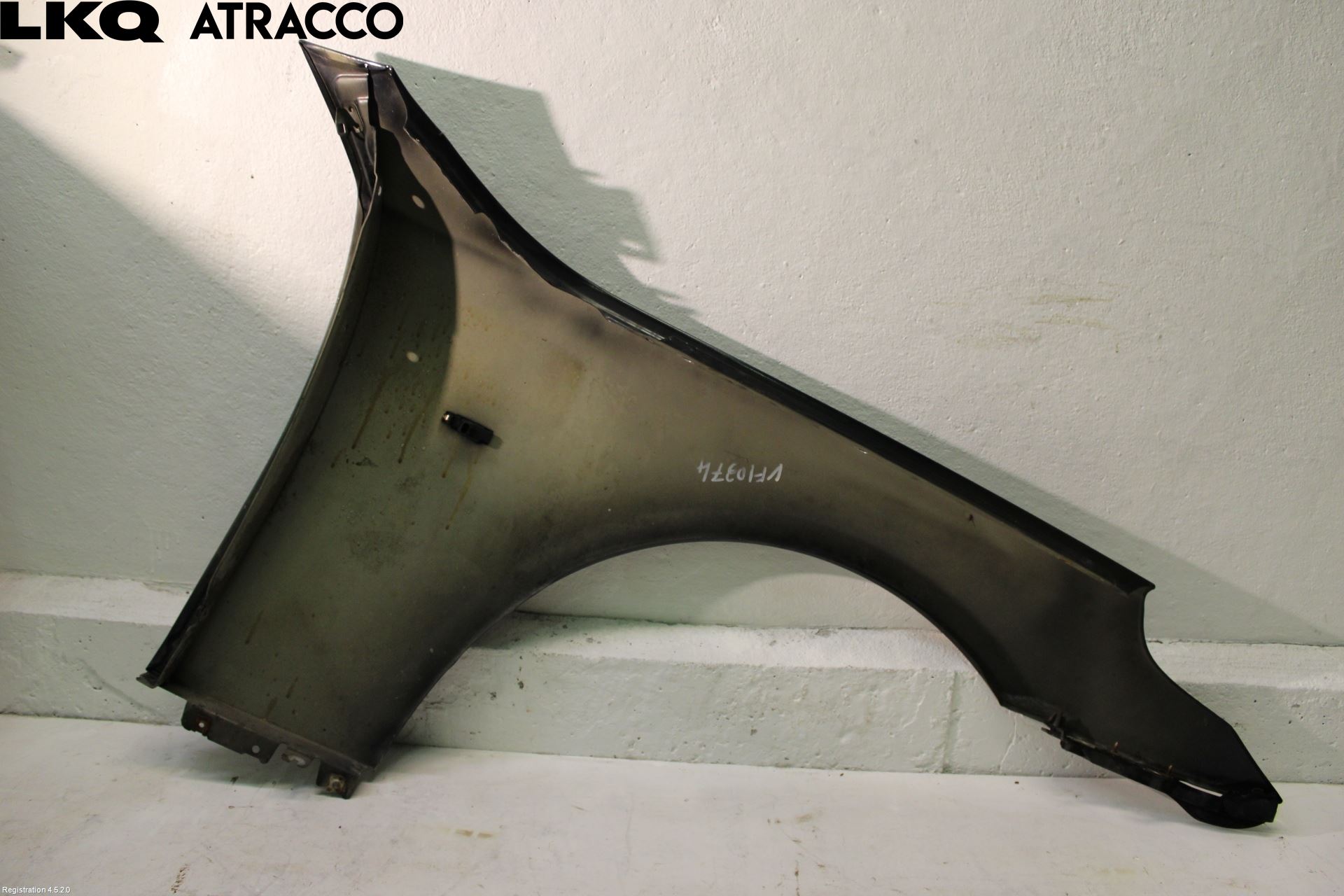 BMW 5 E60/61 Sed/Tou 02-10 Skjerm Foran Venstre