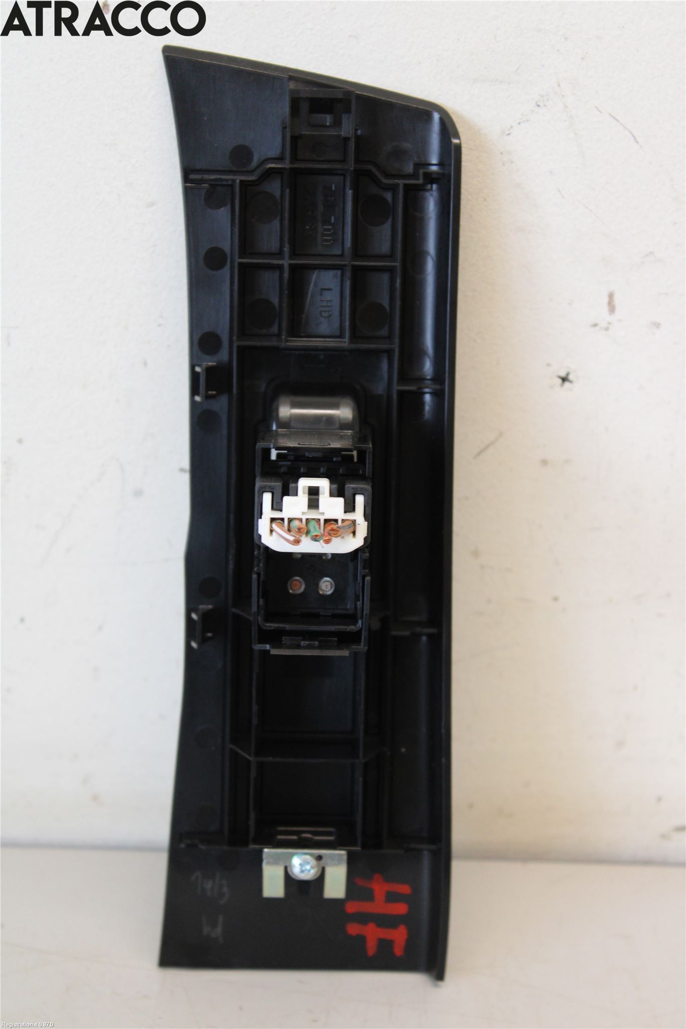 Isuzu D-MAX Bryter Vindusheis