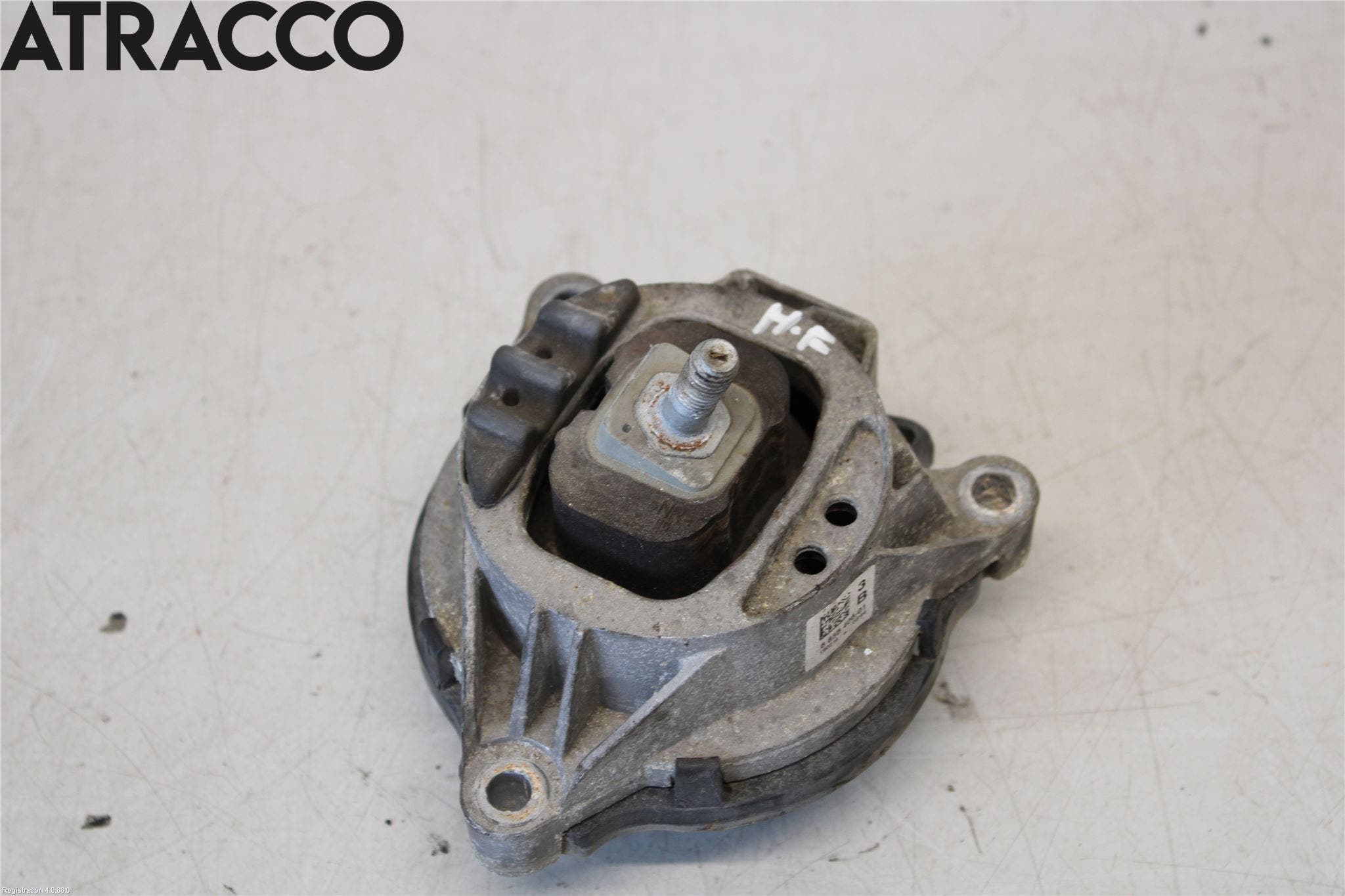 BMW 3 F30/F31/F80 12-19 Motor Feste Gummi