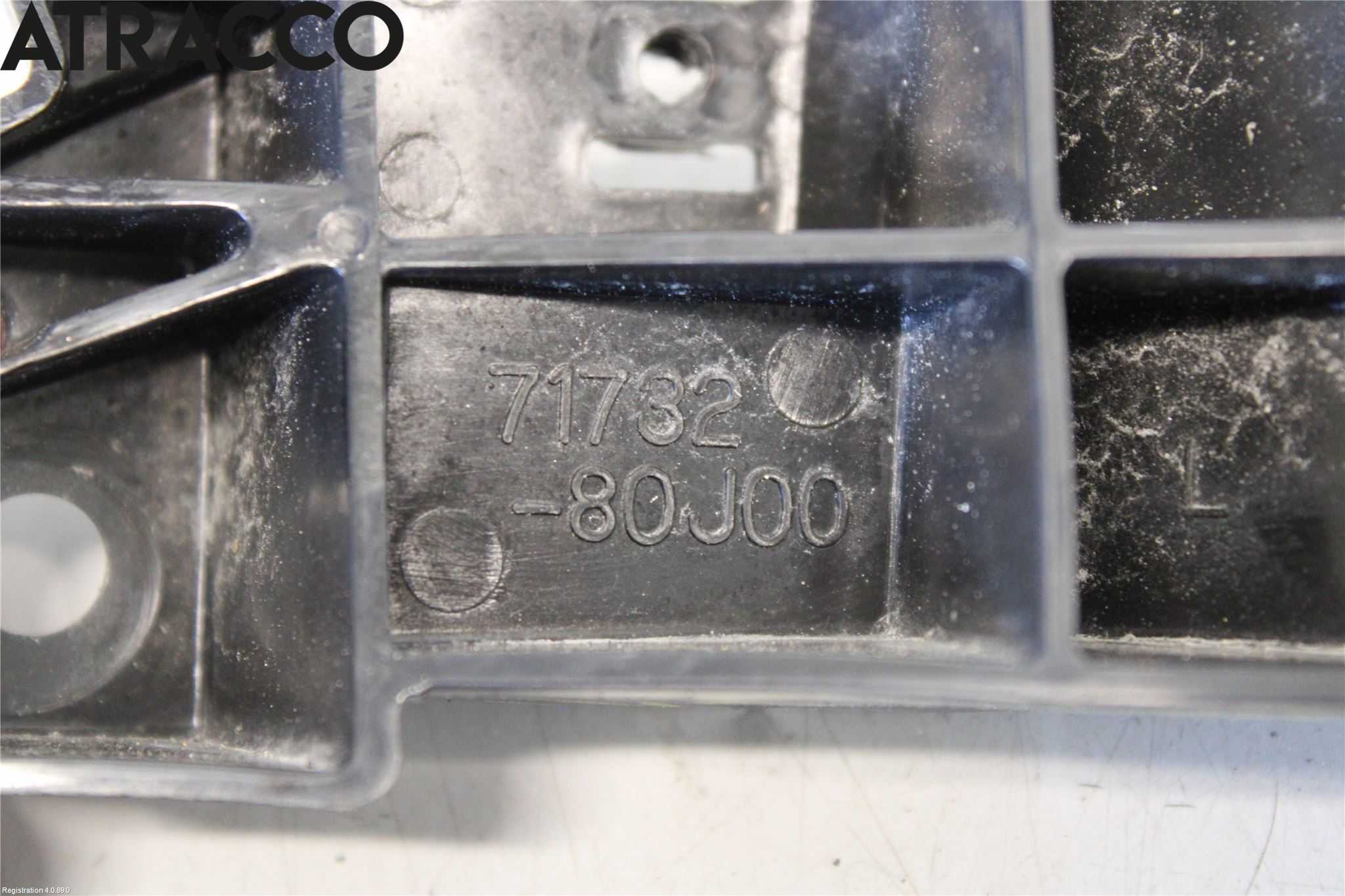 Suzuki SX4 10-13 Støtfangerfeste Foran Venstre