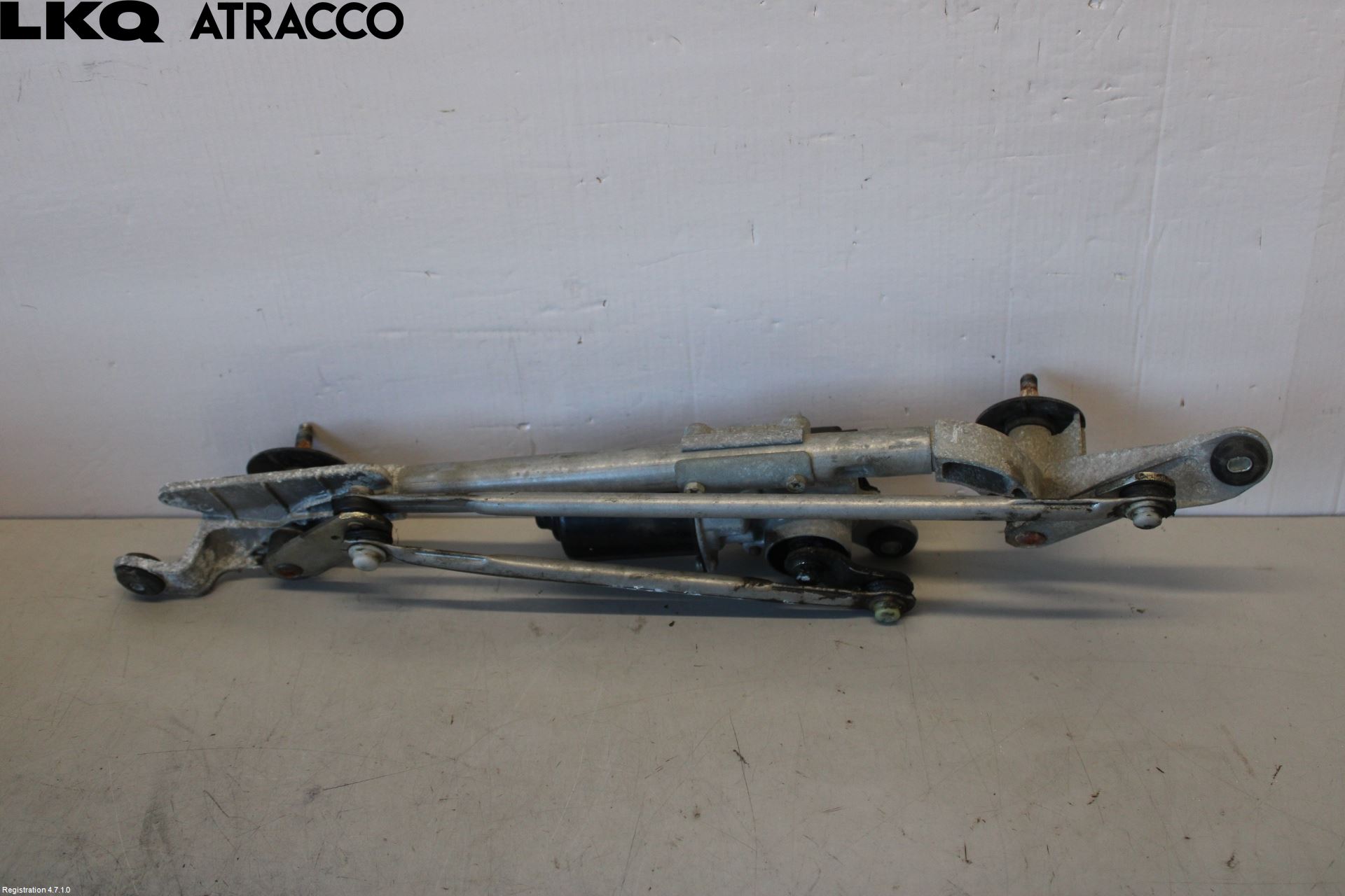 Nissan X-TRAIL 08-14 Viskermotor Frontrute