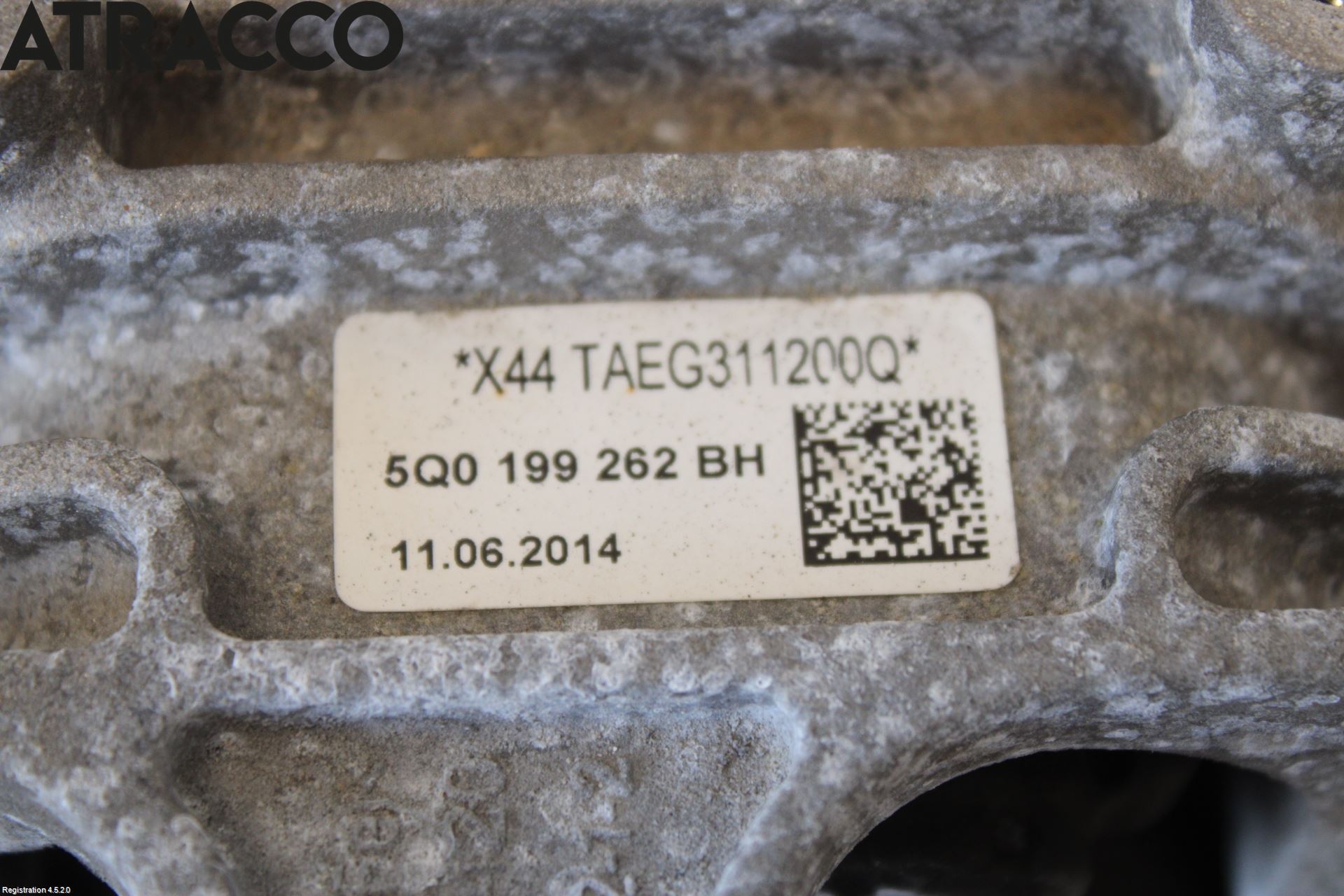 Skoda OCTAVIA (5E) 13-20 Motor Feste Gummi