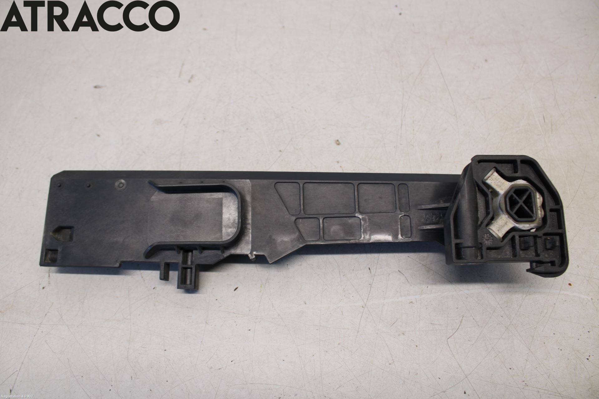 BMW i3 I01 13-22 Radiator Feste - Ramme - Bjelk