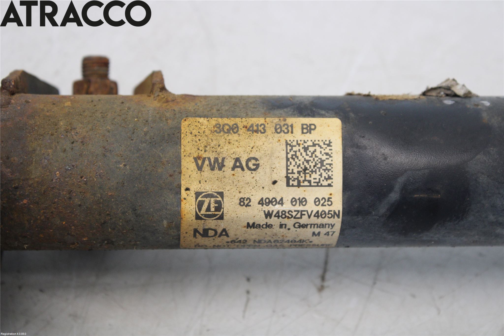 Volkswagen VW PASSAT 15-19 Fjærbein Foran Høyre