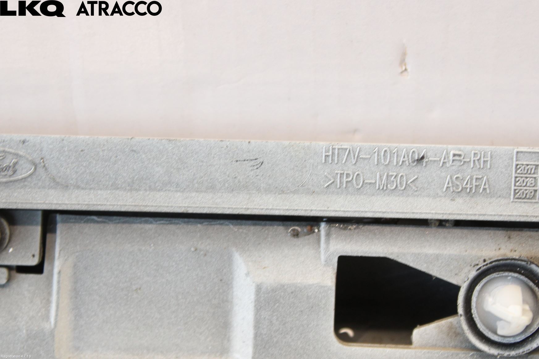 Ford TRANSIT CONNECT 09-13 Kanalskjørt Høyre