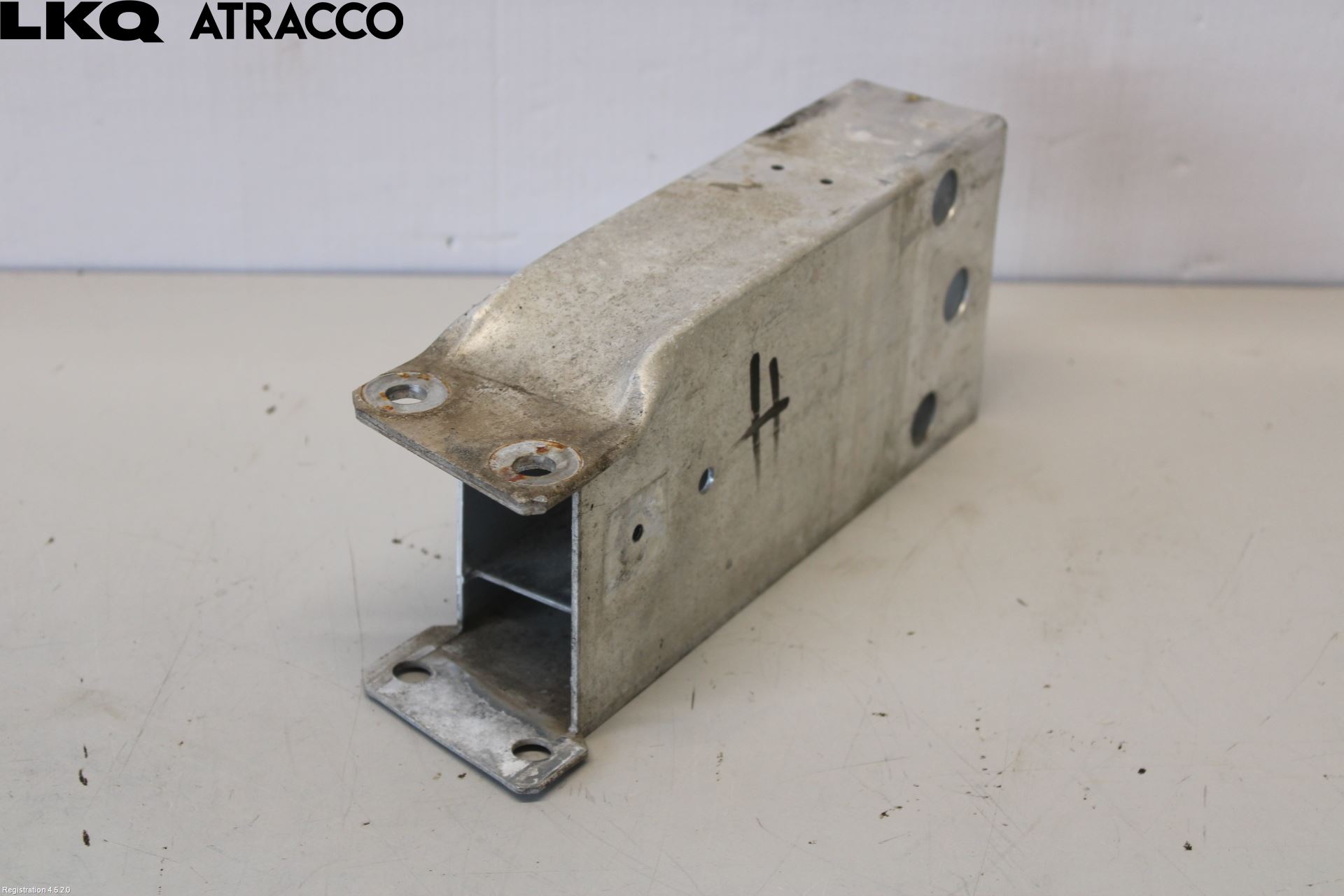 Mercedes-Benz MB B-KLASS (W246/W242) 12-19 Støtfanger Foran Feste