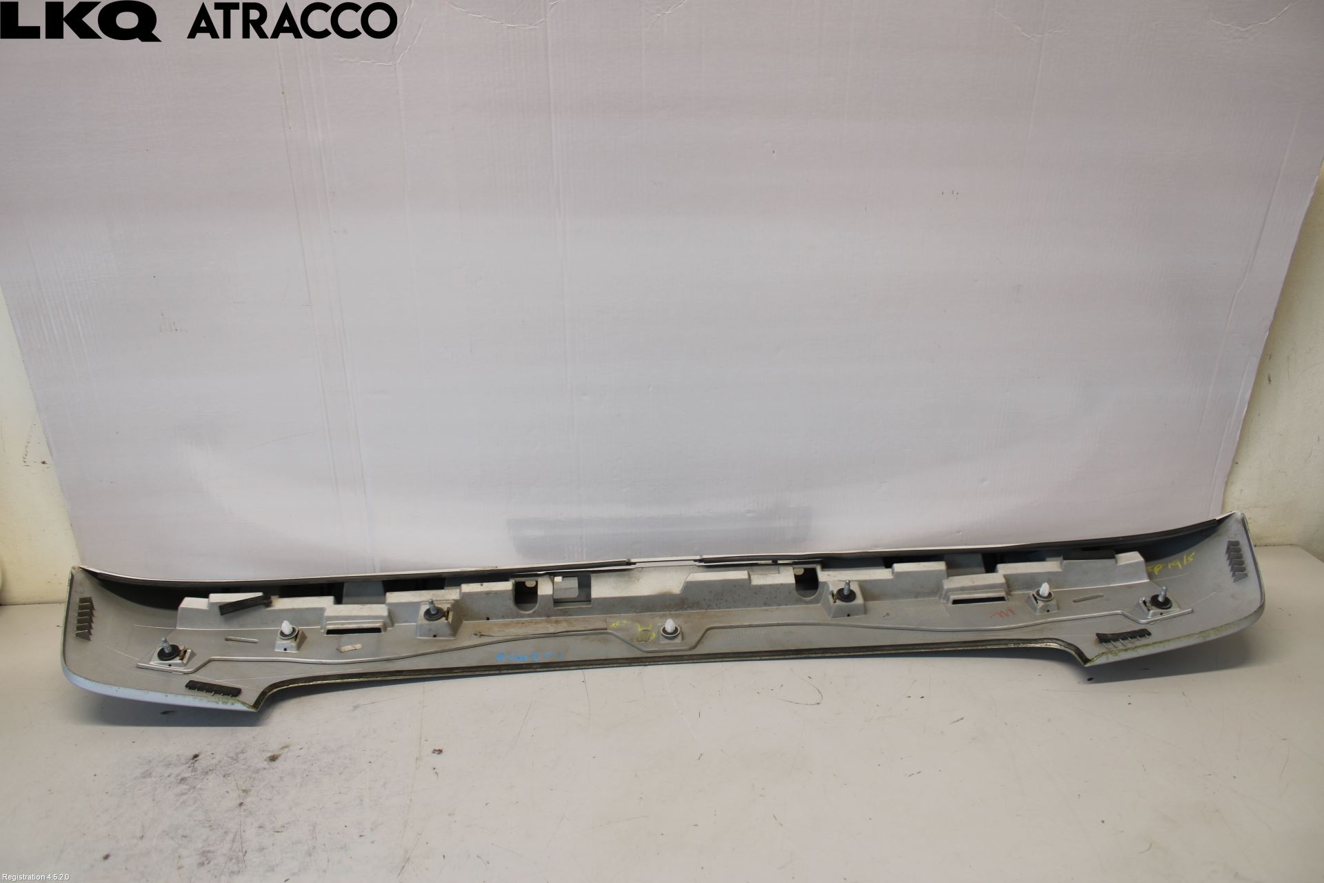 Toyota AVENSIS 09-15 Spoiler Bakluke